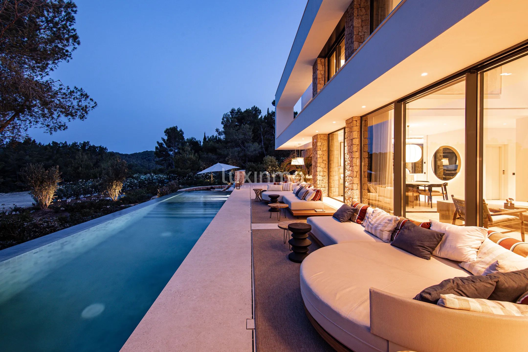 Modern Luxury Villa in Roca Llisa — photo 53