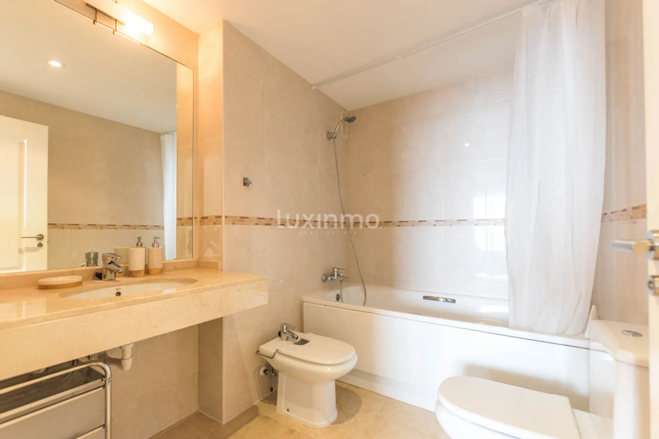 Apartment for rent in the urbanization of Mascarat — photo 19