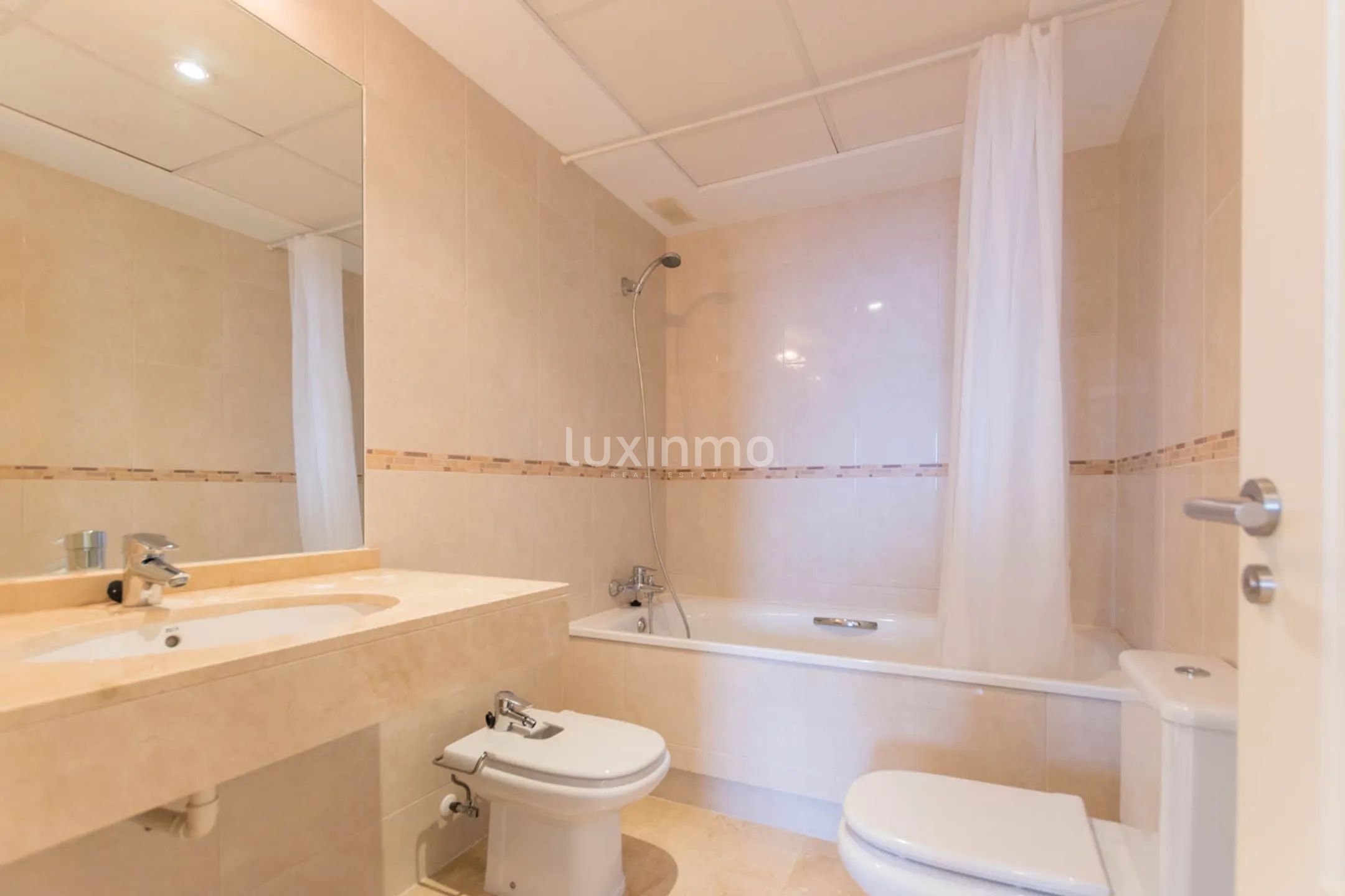 Apartment for rent in the urbanization of Mascarat — photo 21