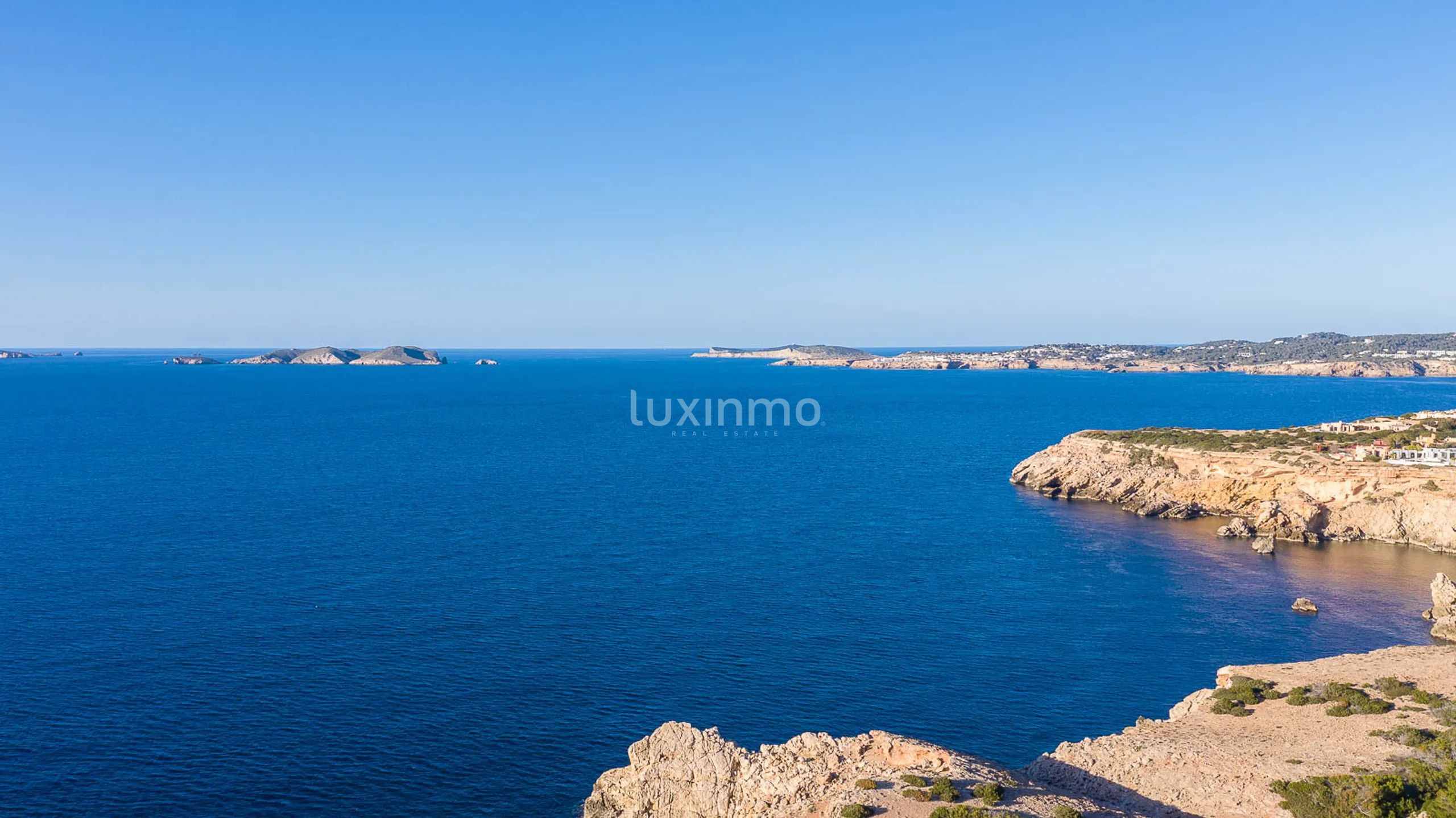 Estudio dúplex con amplias terrazas en Cala Vadella 64 Ibiza — photo 5