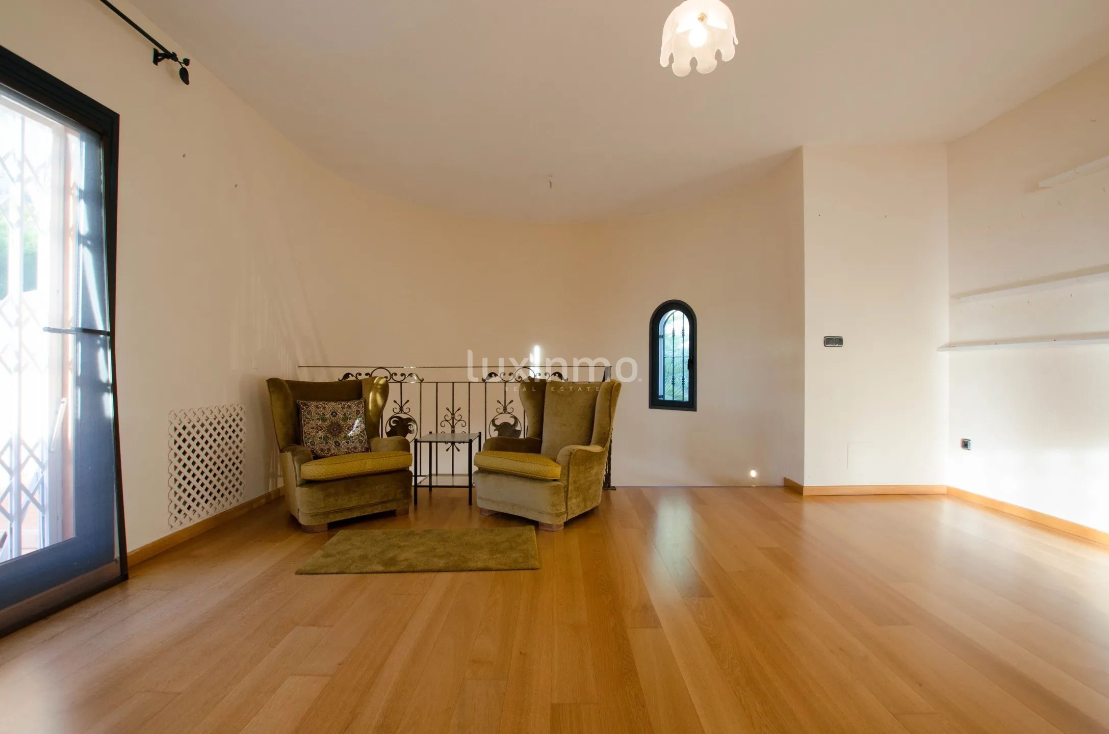 Вилла с видом на город в Сьерра де Альтаа в аренду — photo 22