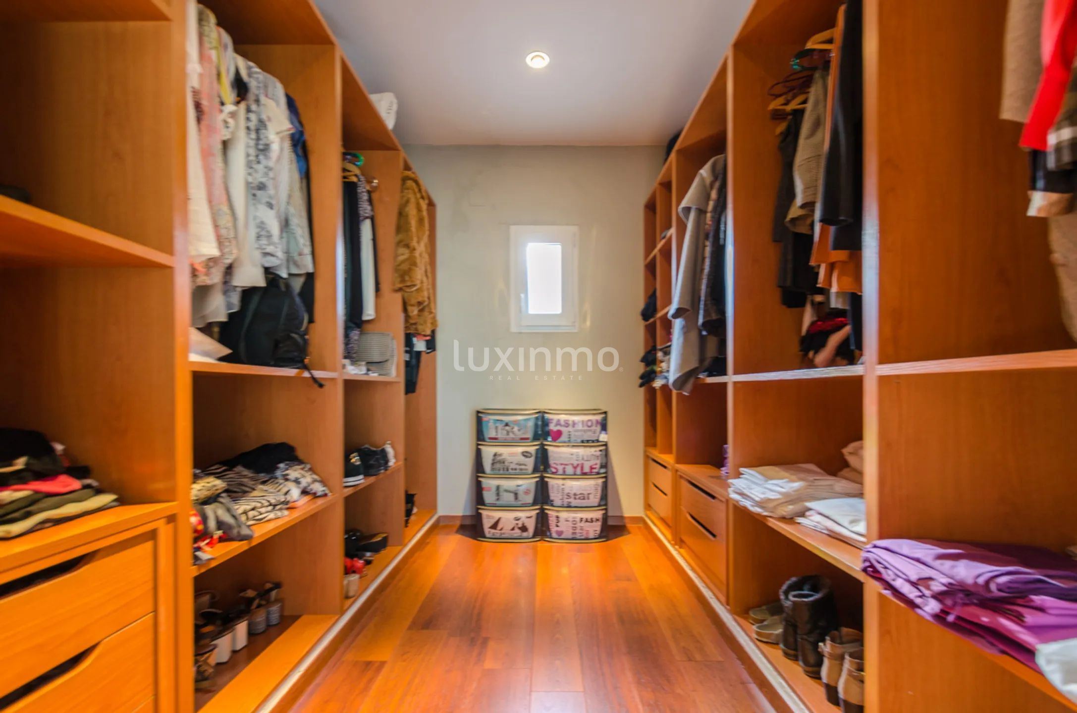 Zu verkaufen einstöckige Villa mit schöner Aussicht in Albir — photo 15