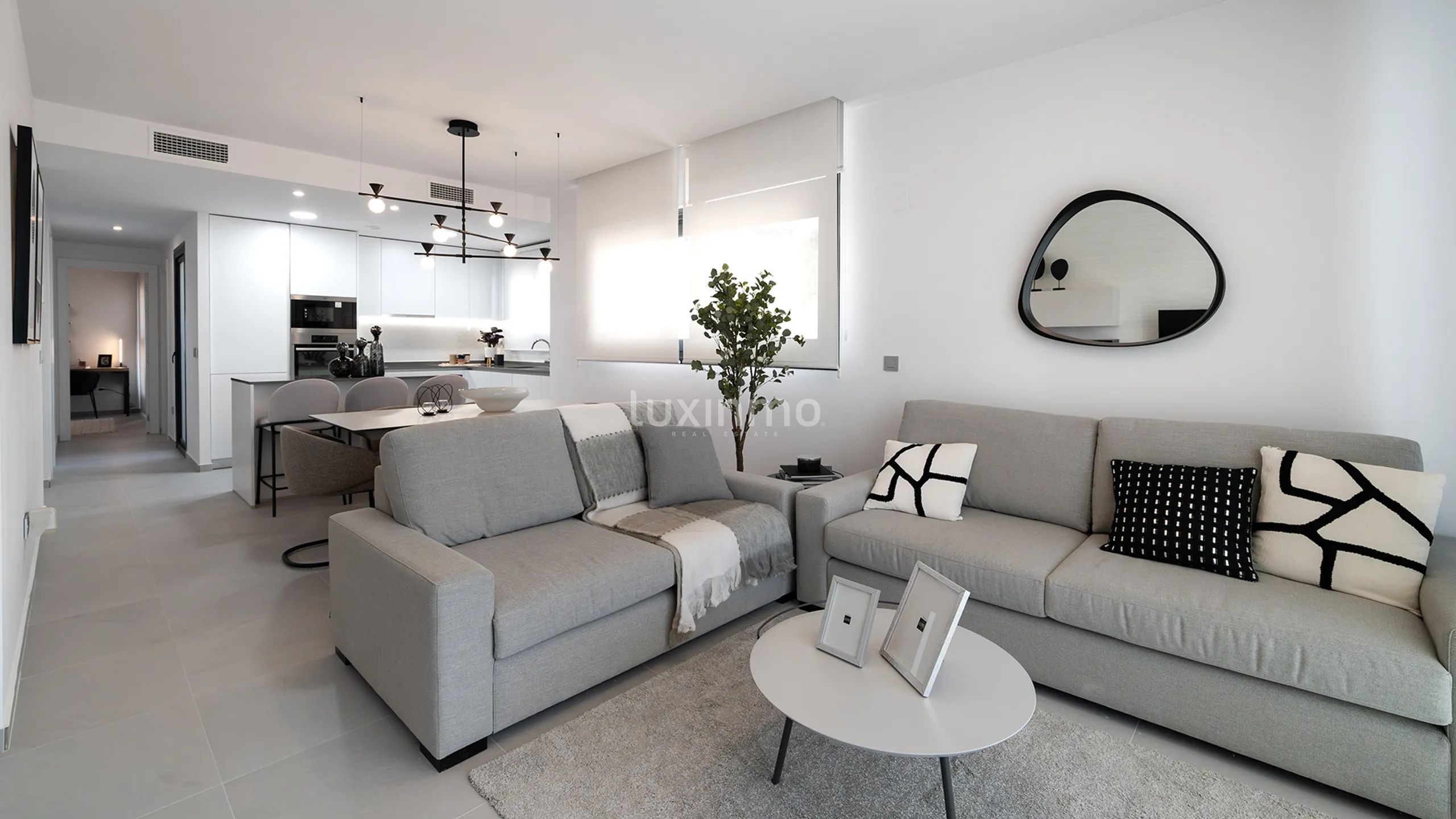 Modern Apartment in West Zone — photo 8