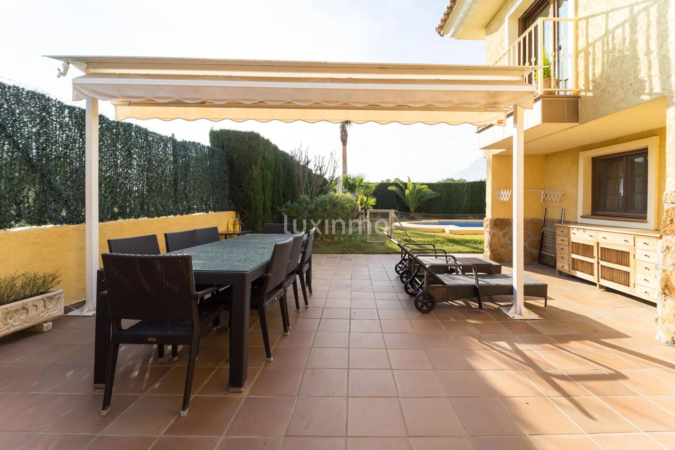 A house with a large garden and a swimming pool in La Nucia is for sale — photo 13