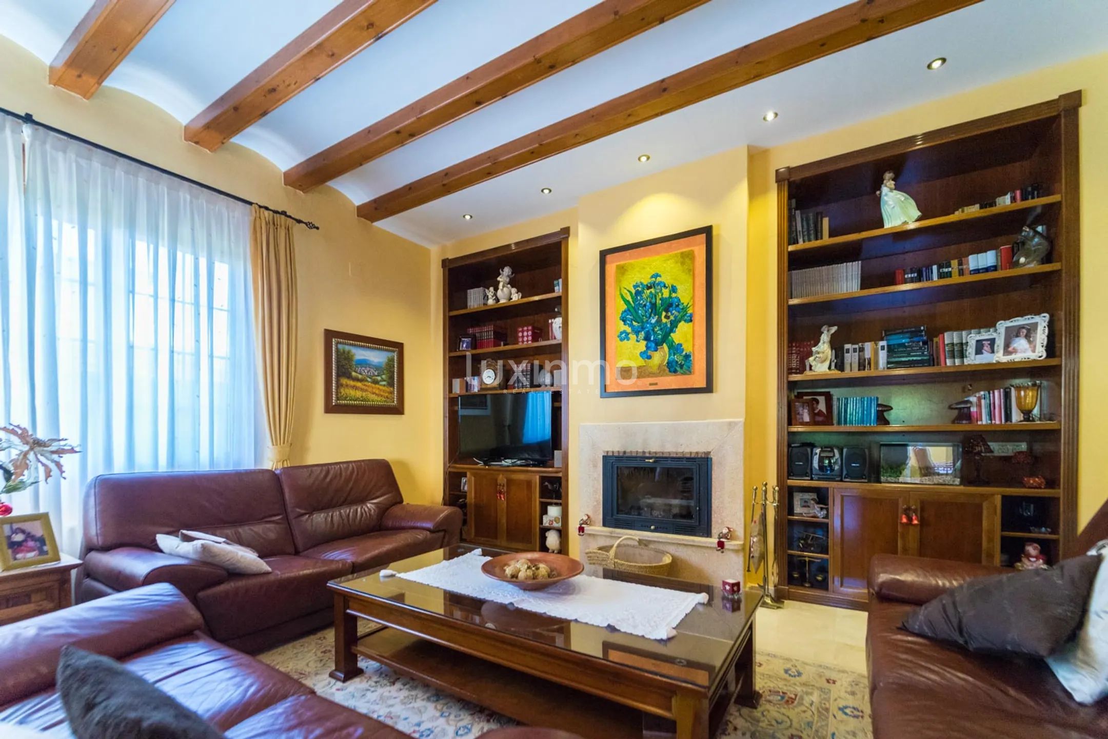 A house with a large garden and a swimming pool in La Nucia is for sale — photo 18