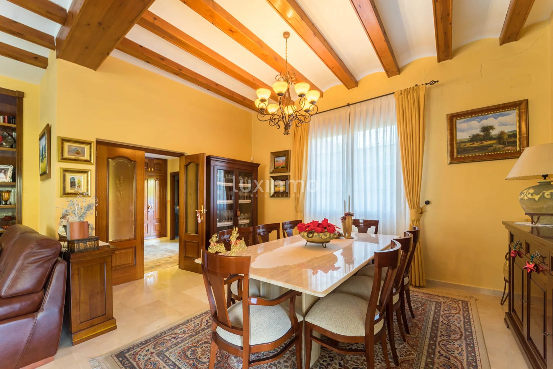 A house with a large garden and a swimming pool in La Nucia is for sale — photo 22