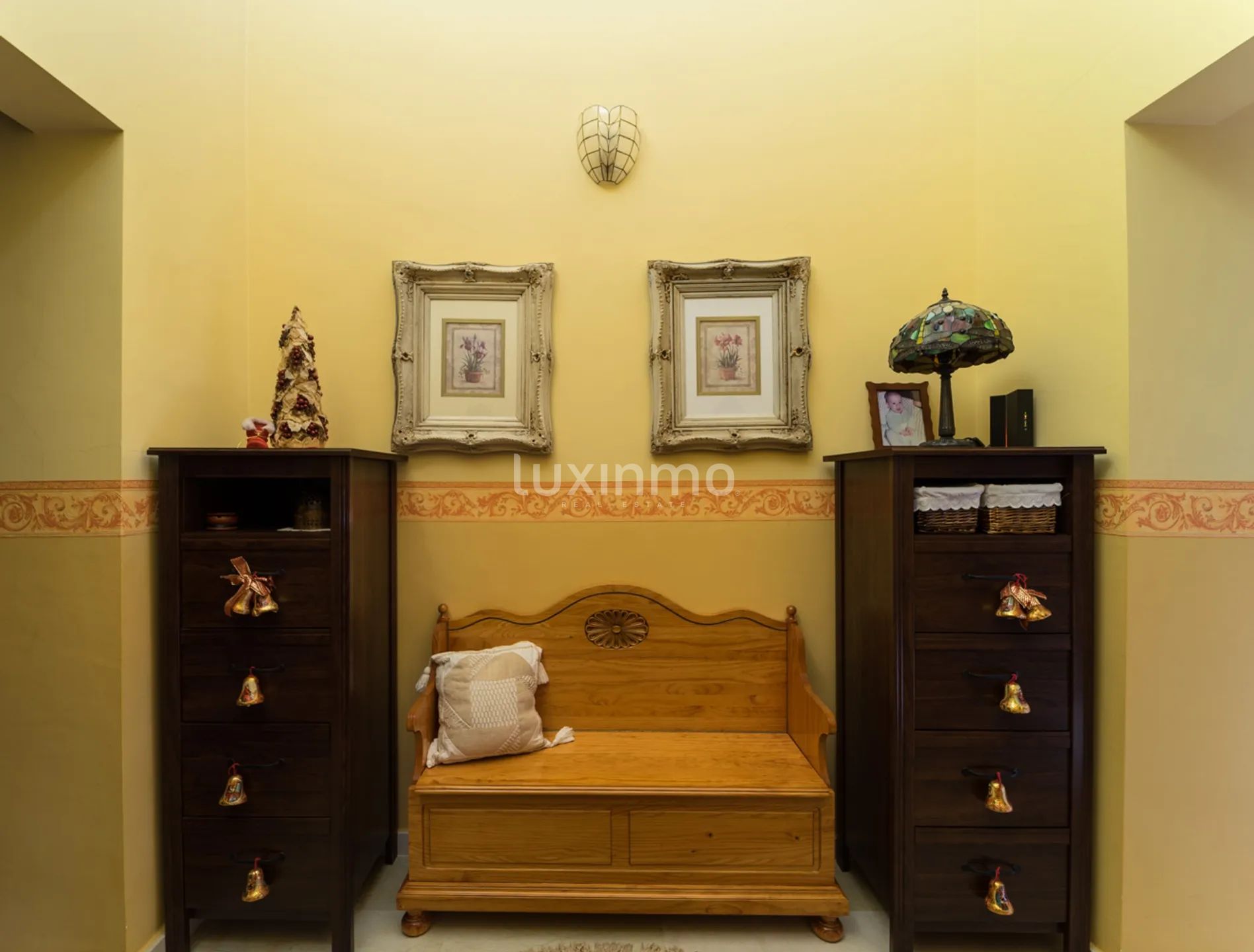 A house with a large garden and a swimming pool in La Nucia is for sale — photo 27