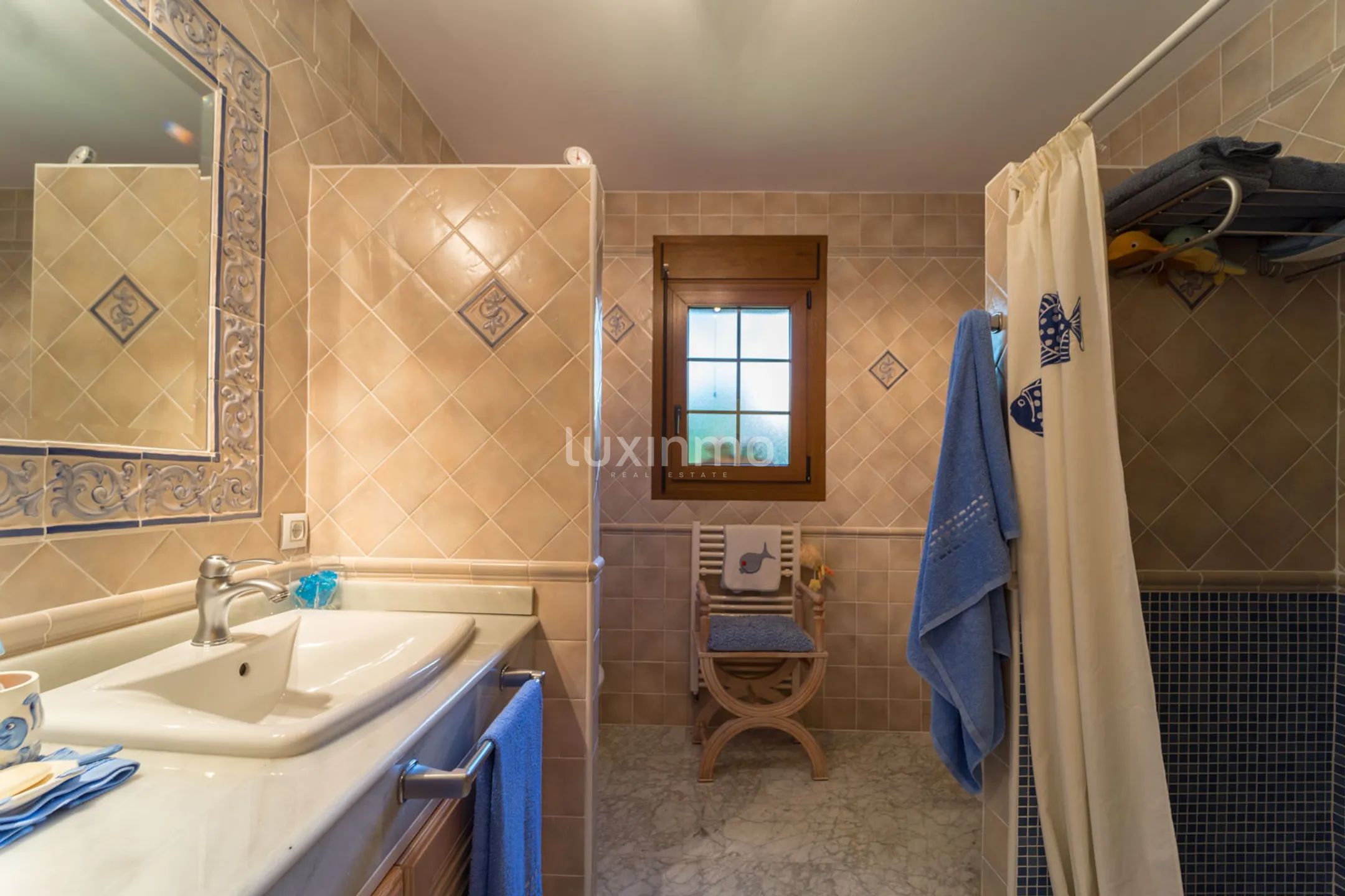 A house with a large garden and a swimming pool in La Nucia is for sale — photo 37