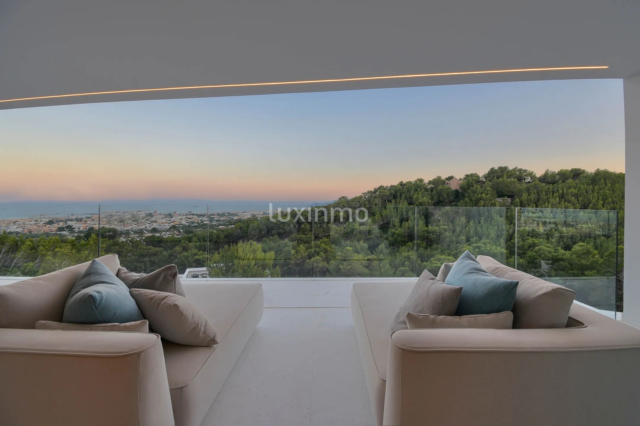 Till salu modern villa med havsutsikt i Ibiza, Spanien — photo 22