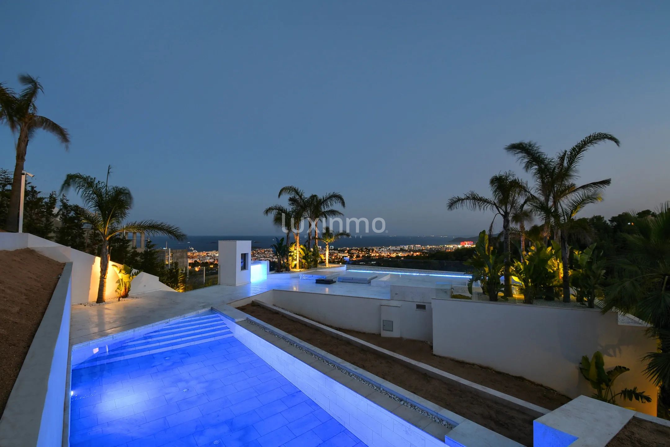 Till salu modern villa med havsutsikt i Ibiza, Spanien — photo 28