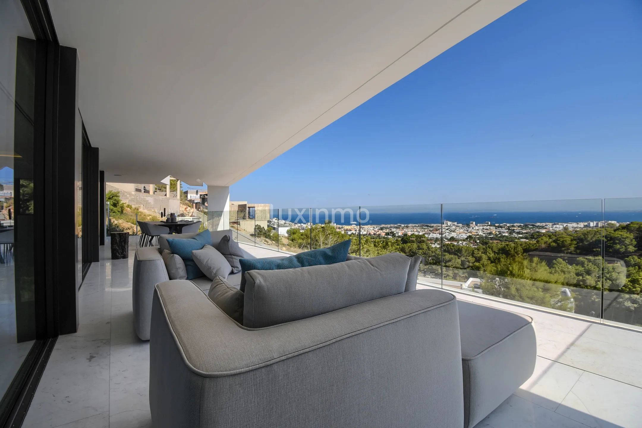 Till salu modern villa med havsutsikt i Ibiza, Spanien — photo 24