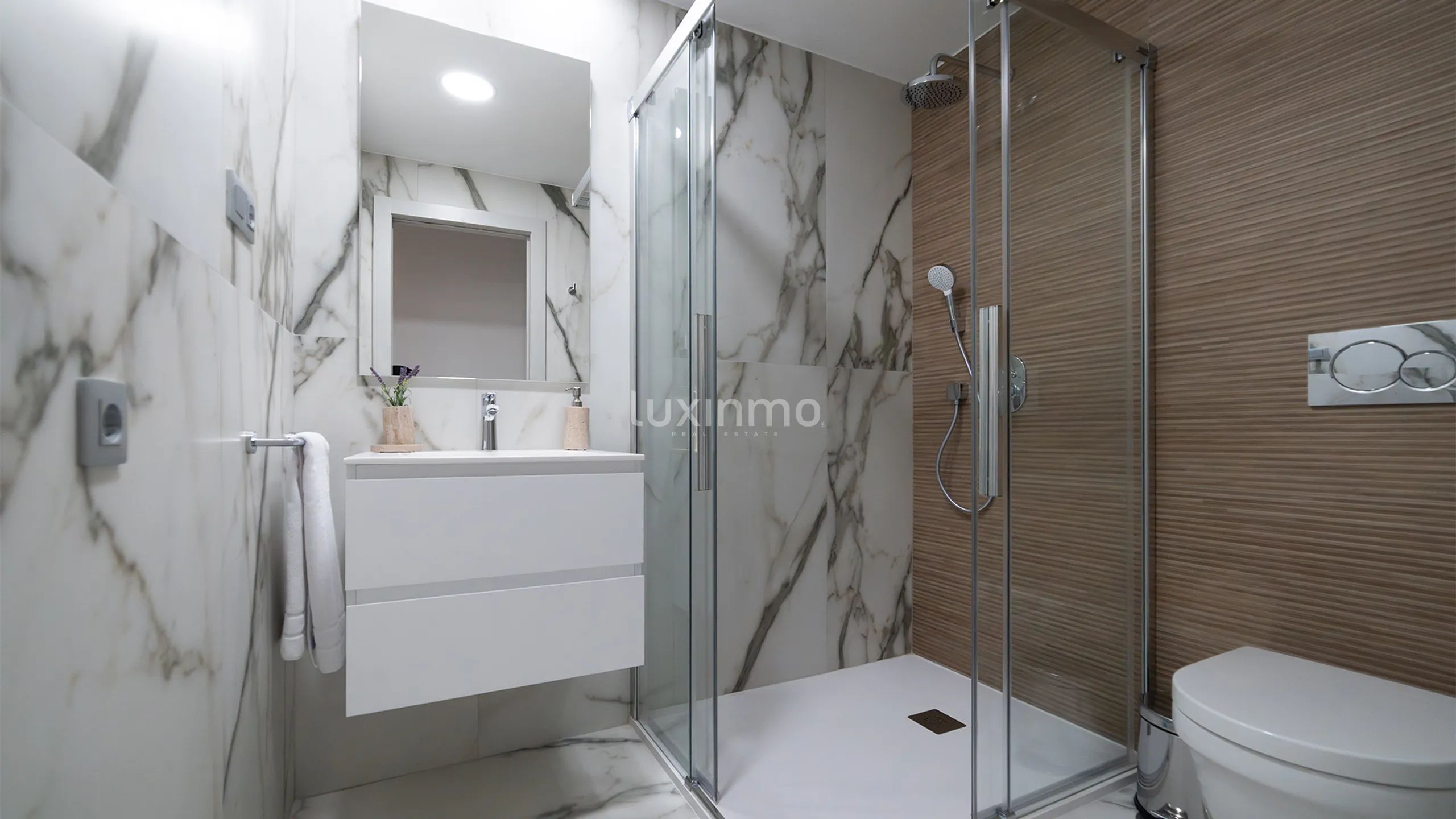 Appartement moderne de 3 chambres à Playa Poniente — photo 14