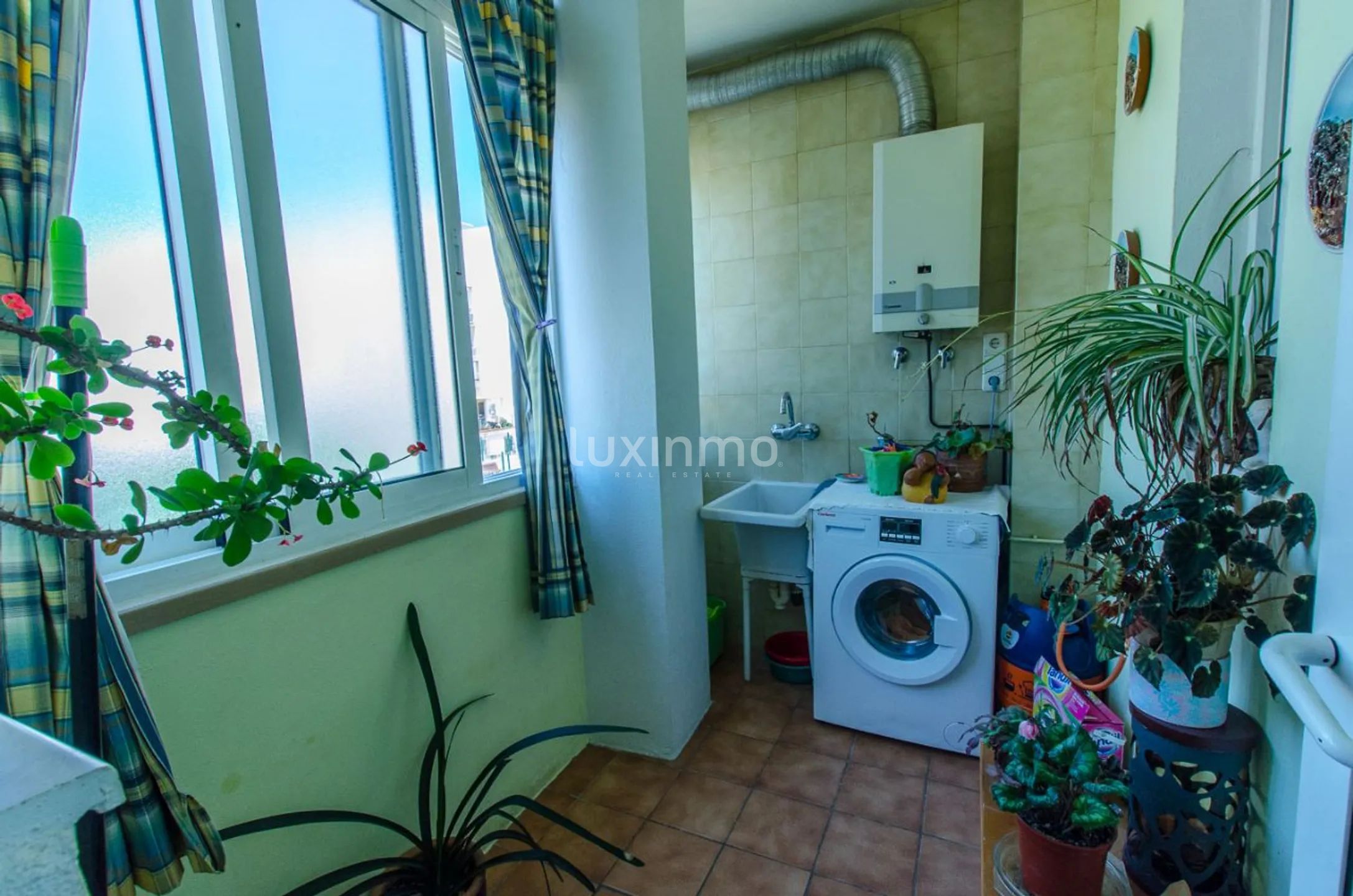 Till salu intressant fyra sovrum lägenhet i Calpe — photo 27