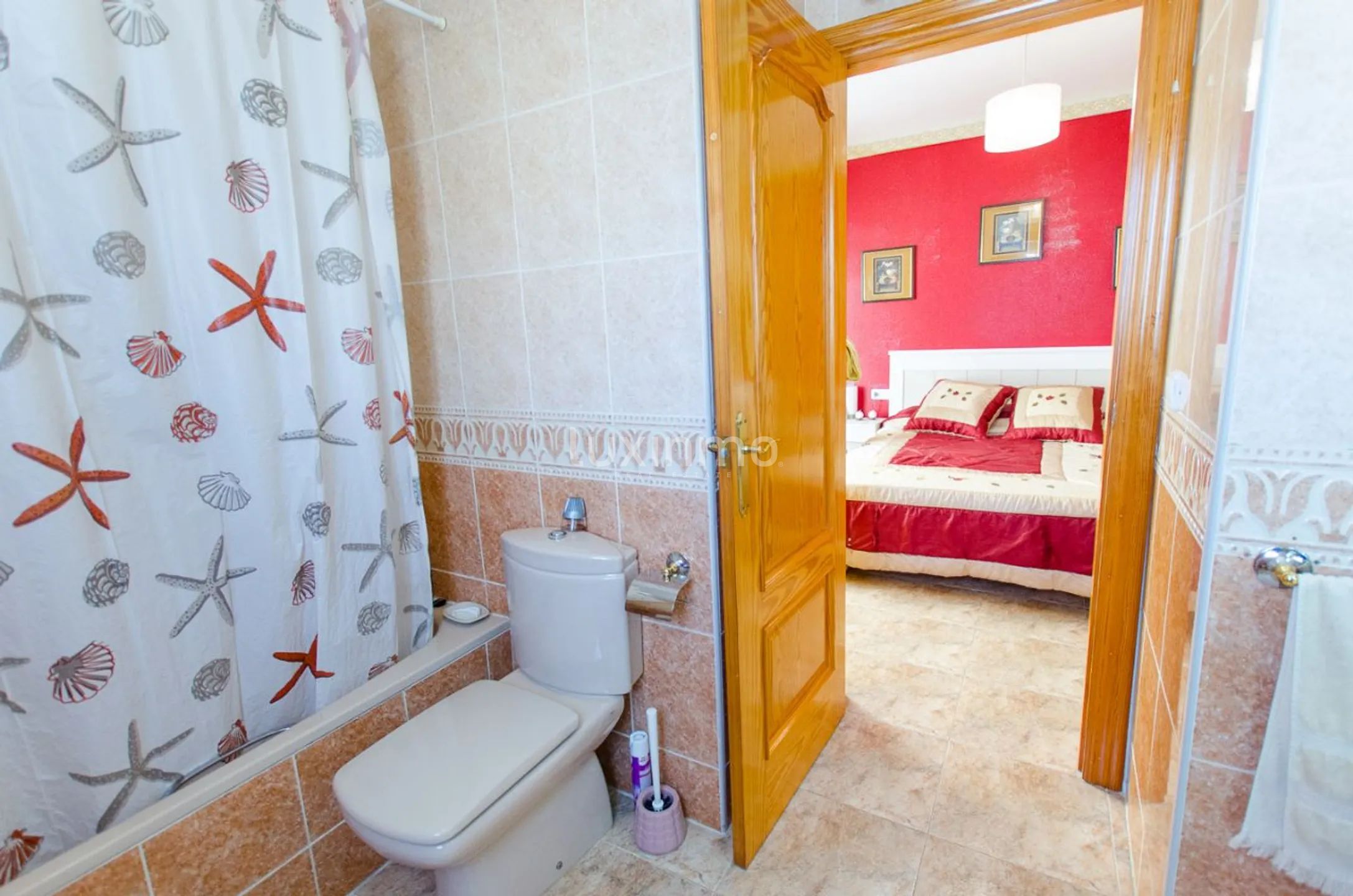 На продажу интересная четырех комнатная квартира в Кальпе — photo 32