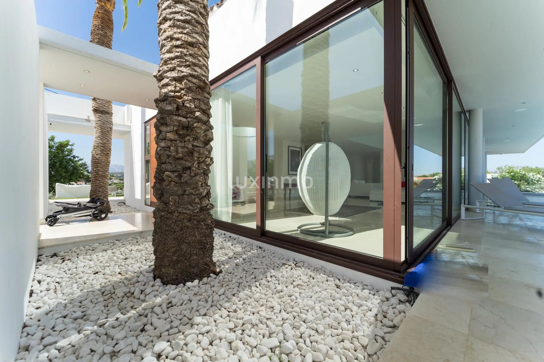 Chalet único con piscina y vistas al mar en venta en Altea — photo 13