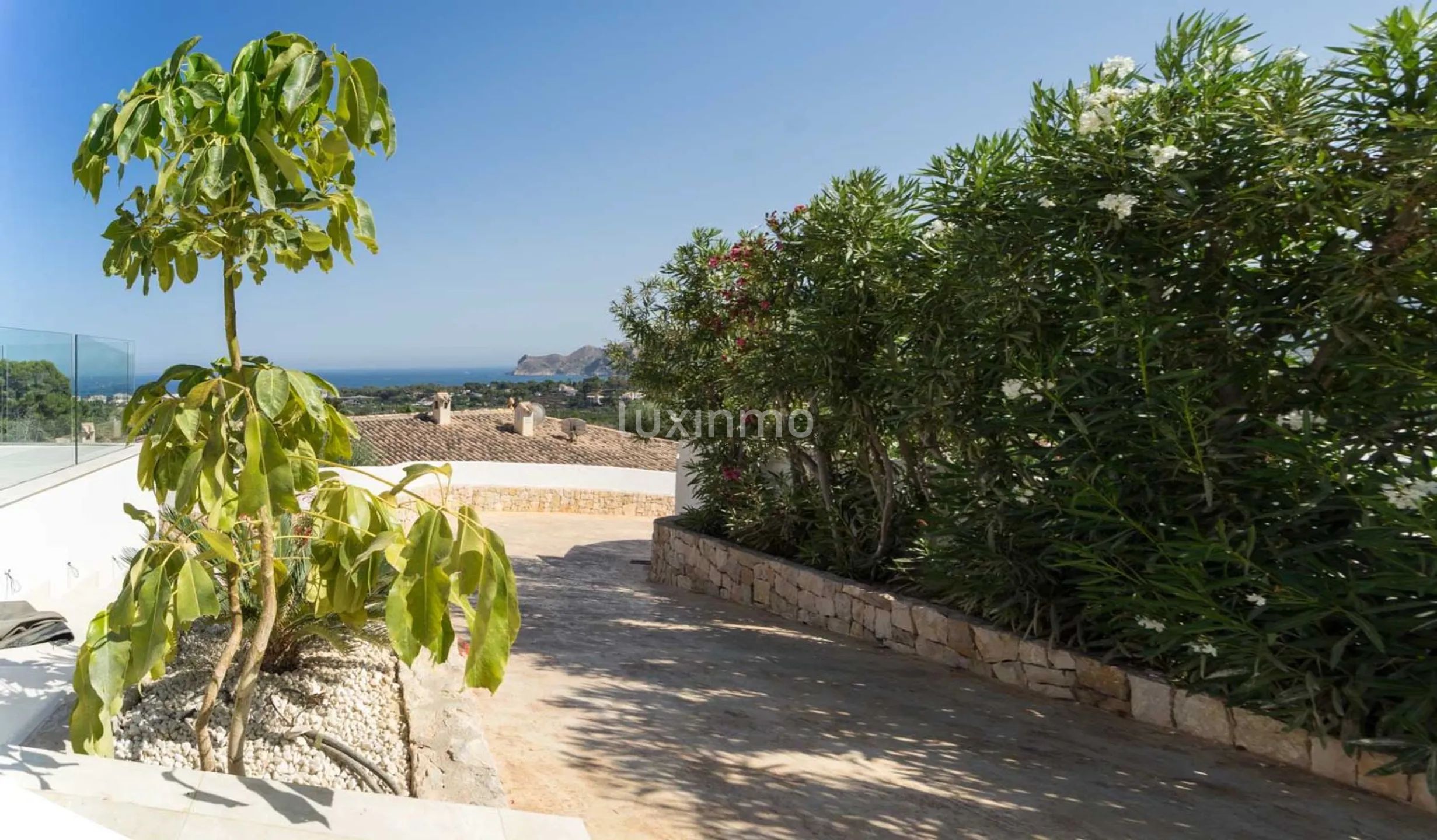 Chalet único con piscina y vistas al mar en venta en Altea — photo 17
