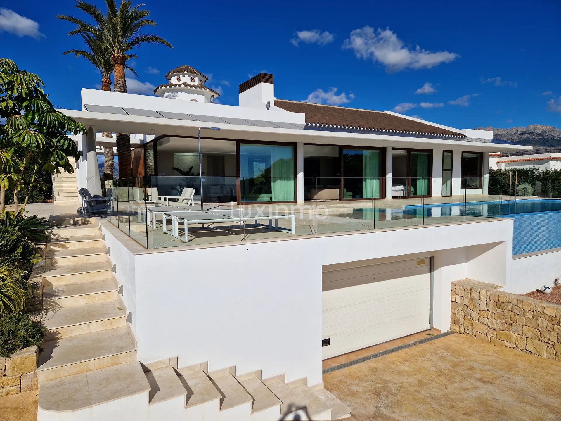 Chalet único con piscina y vistas al mar en venta en Altea — photo 54