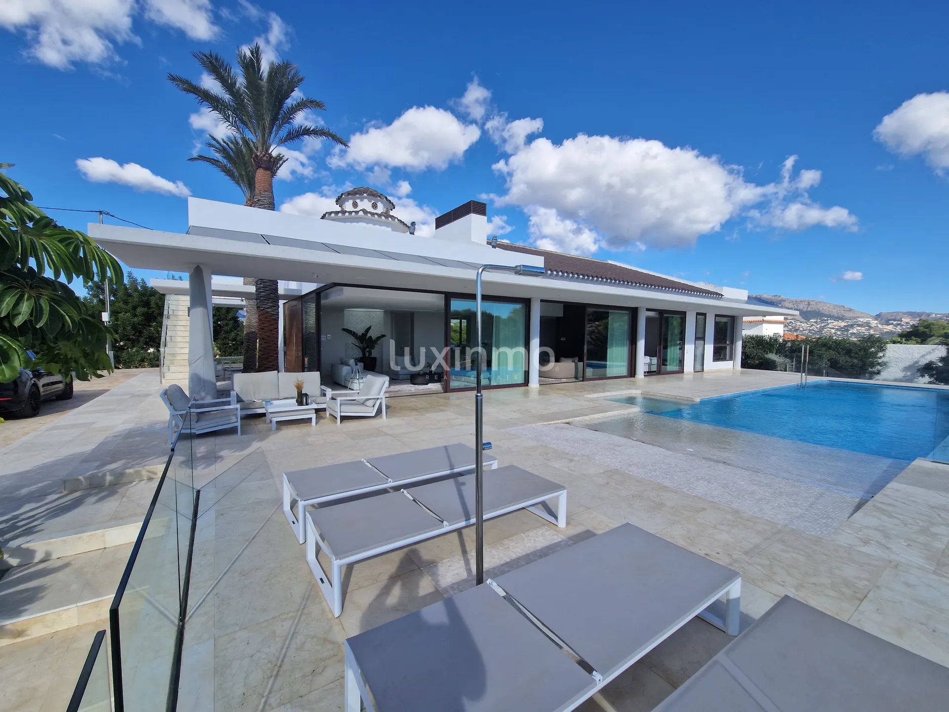 Chalet único con piscina y vistas al mar en venta en Altea — photo 47