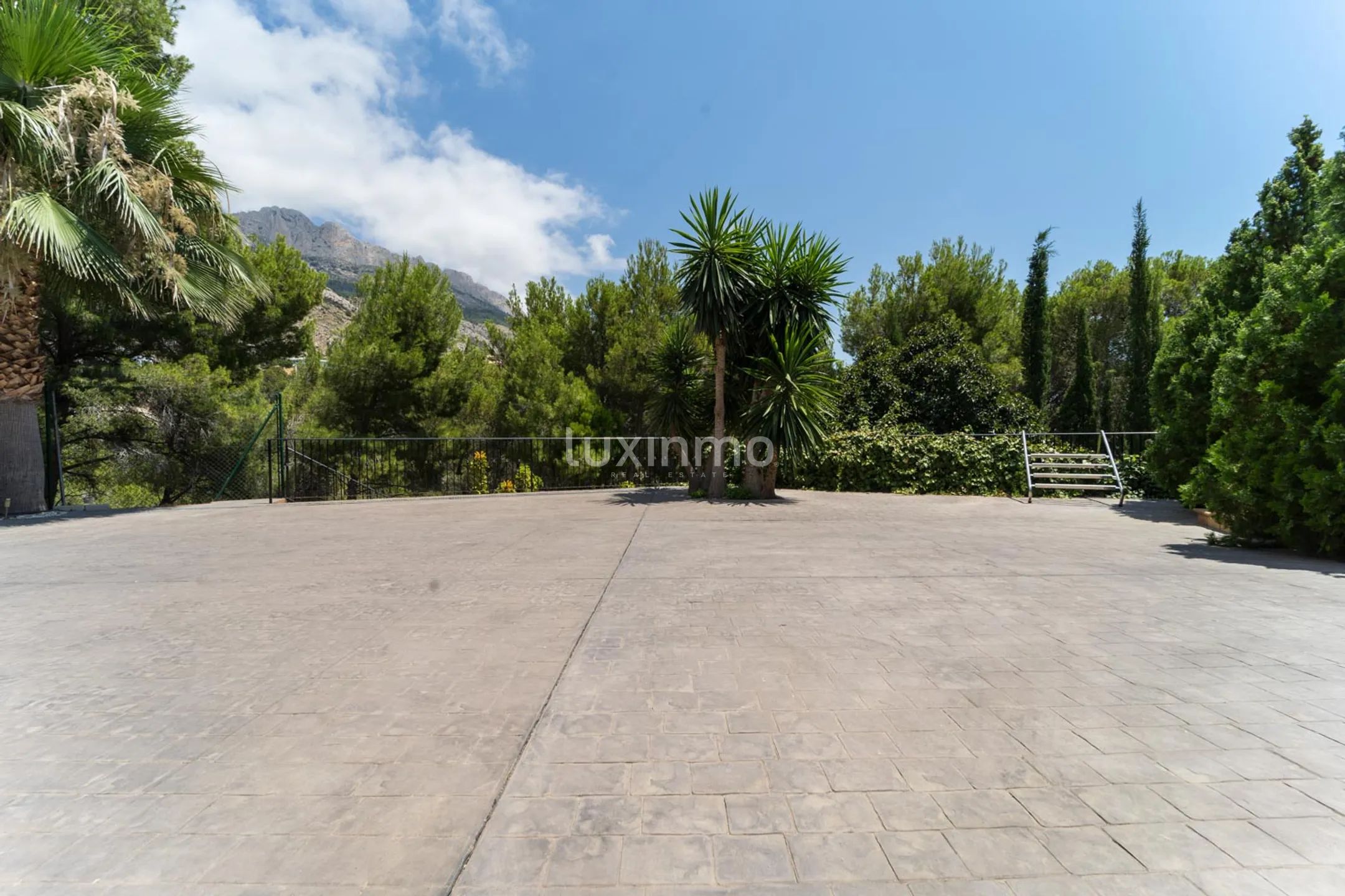 For sale luxury villa in urbanization close to Altea — photo 20