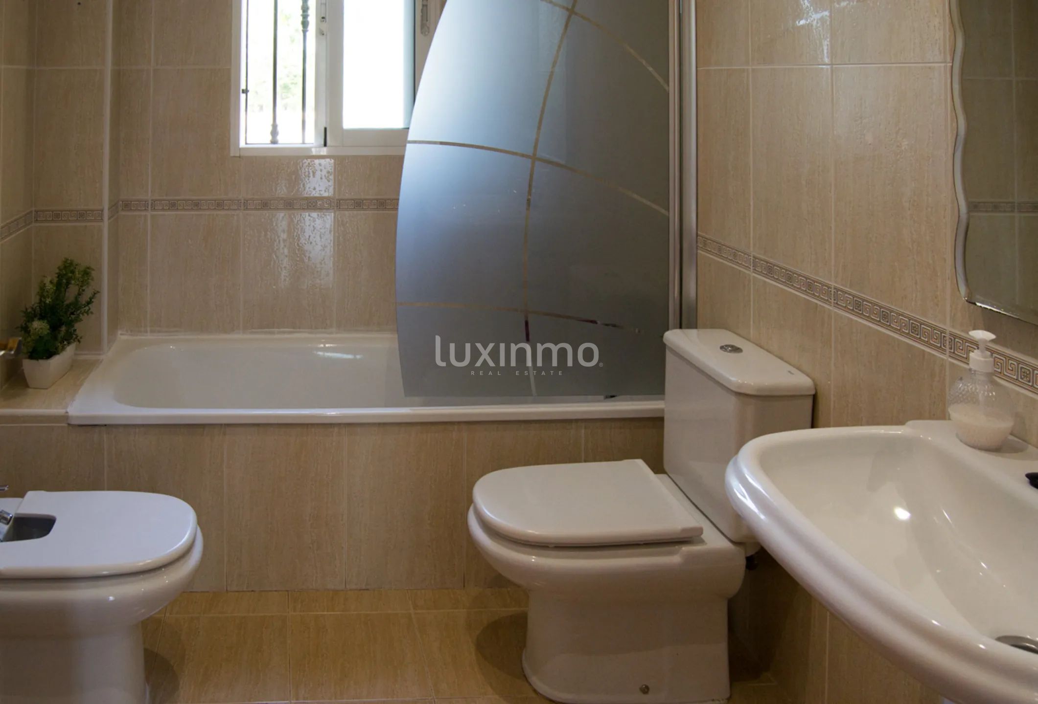 Uroczy dom wolnostojący z 6 sypialniami i prywatnym basenem w La Perleta, Elche — photo 41