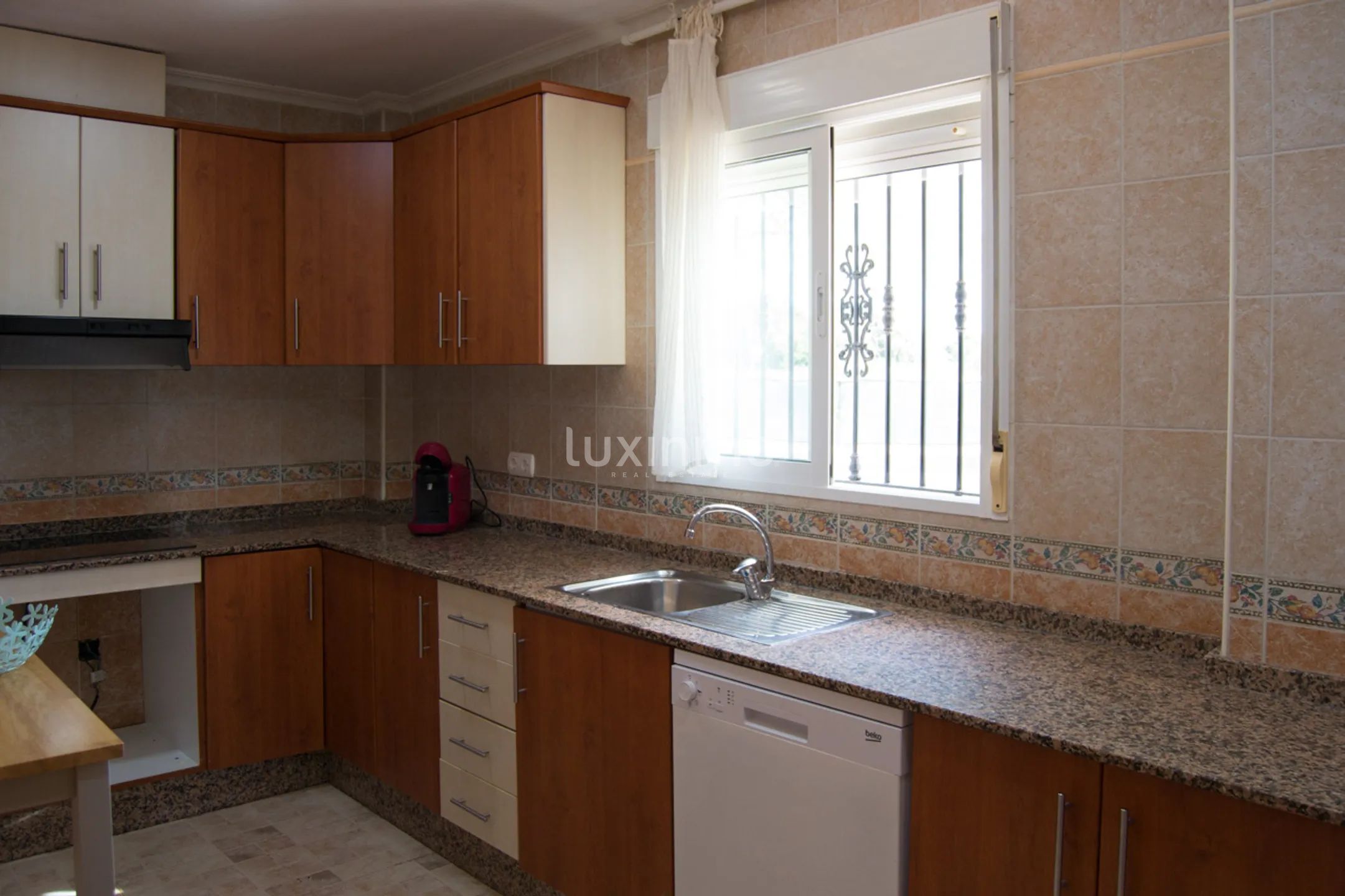 Uroczy dom wolnostojący z 6 sypialniami i prywatnym basenem w La Perleta, Elche — photo 47