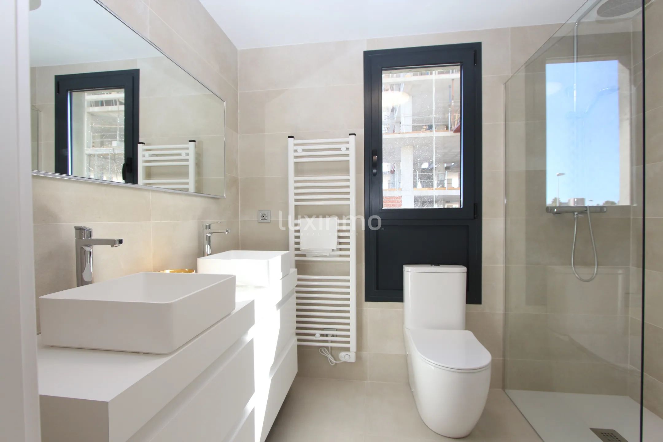 New development in Arenal-Bol Beach, Calpe, Costa Blanca — photo 11
