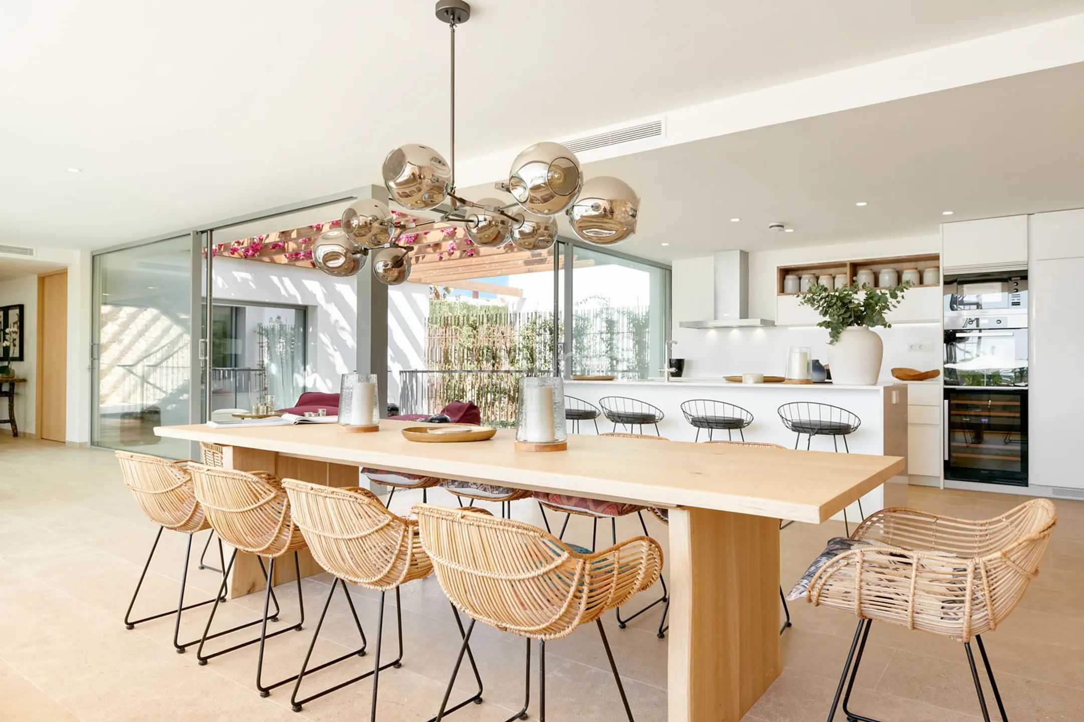 Nowo wybudowana willa w Cala Comte Ibiza — photo 11