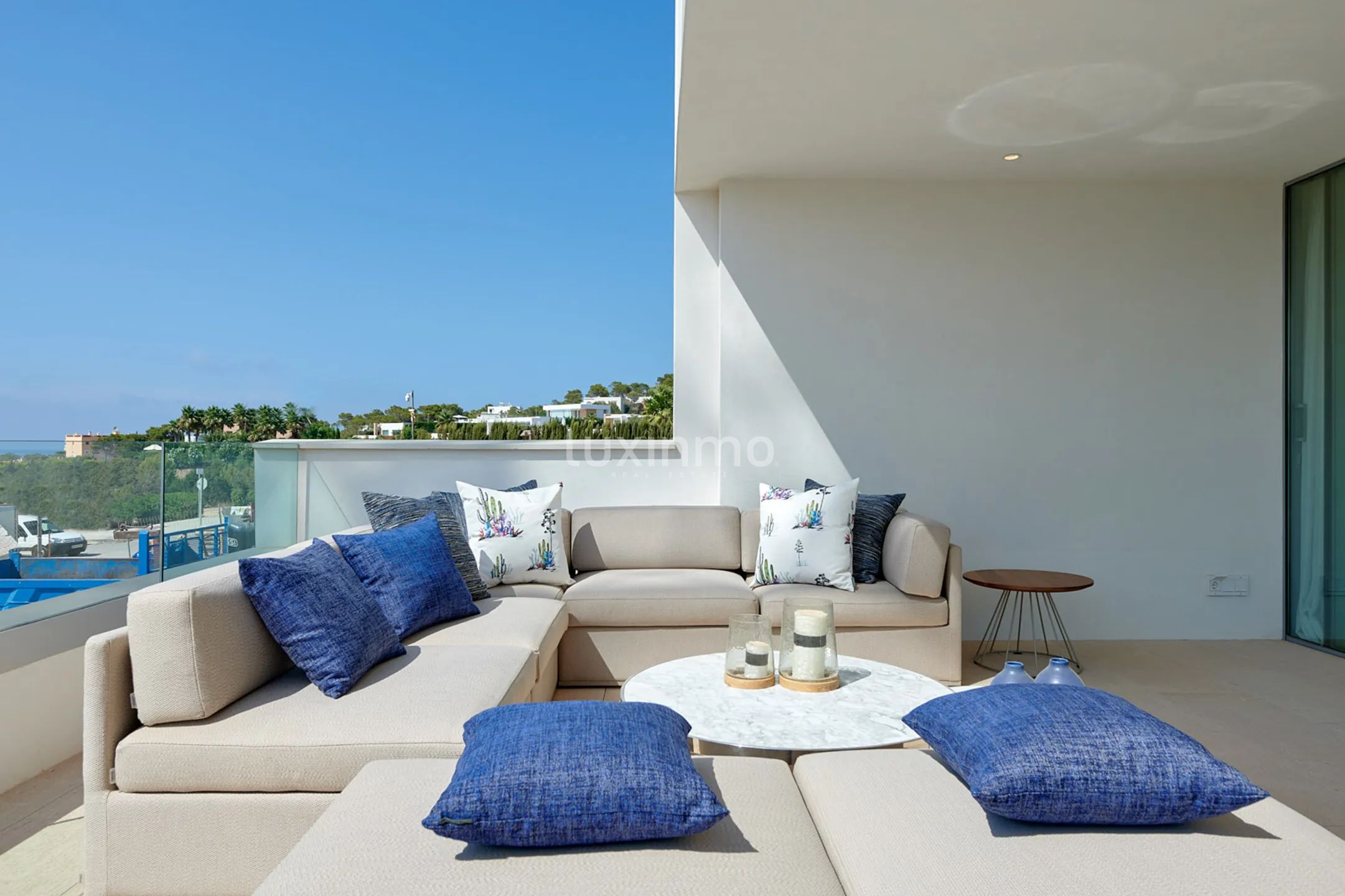 Nowo wybudowana willa w Cala Comte Ibiza — photo 26