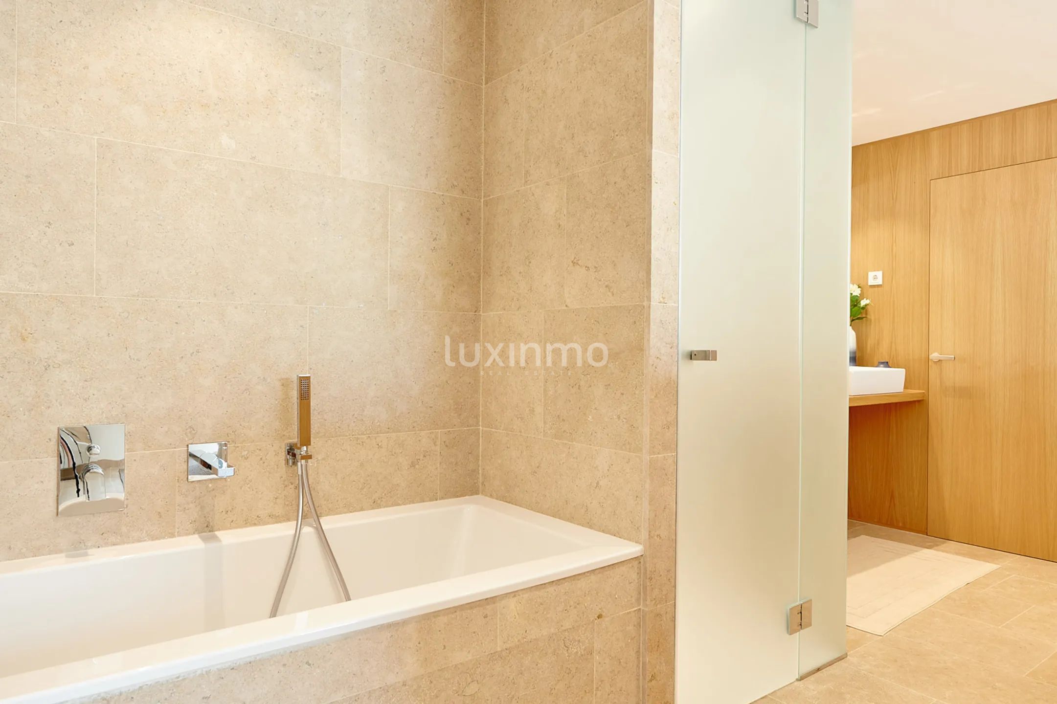 Nowo wybudowana willa w Cala Comte Ibiza — photo 39