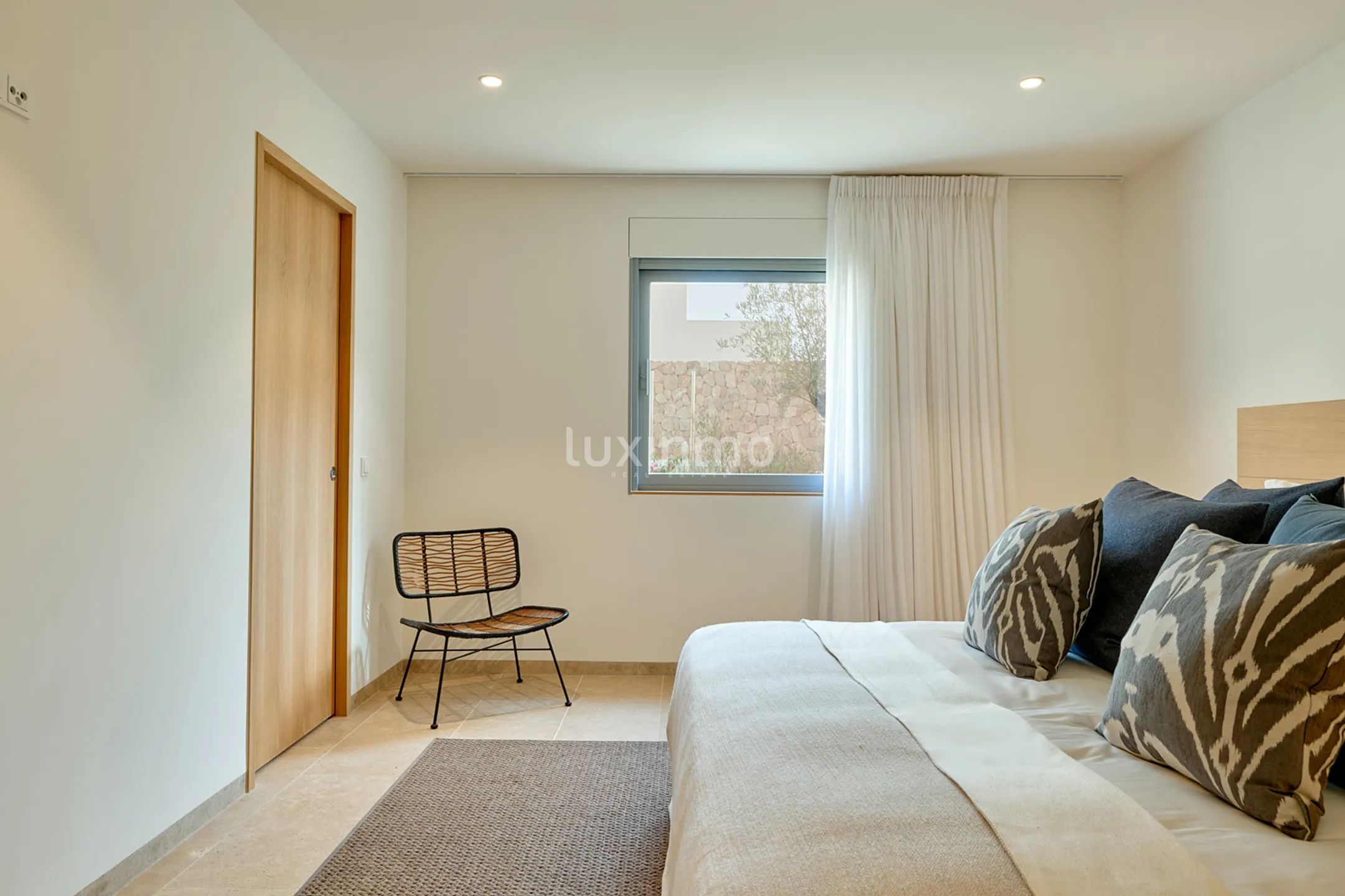 Nowo wybudowana willa w Cala Comte Ibiza — photo 56