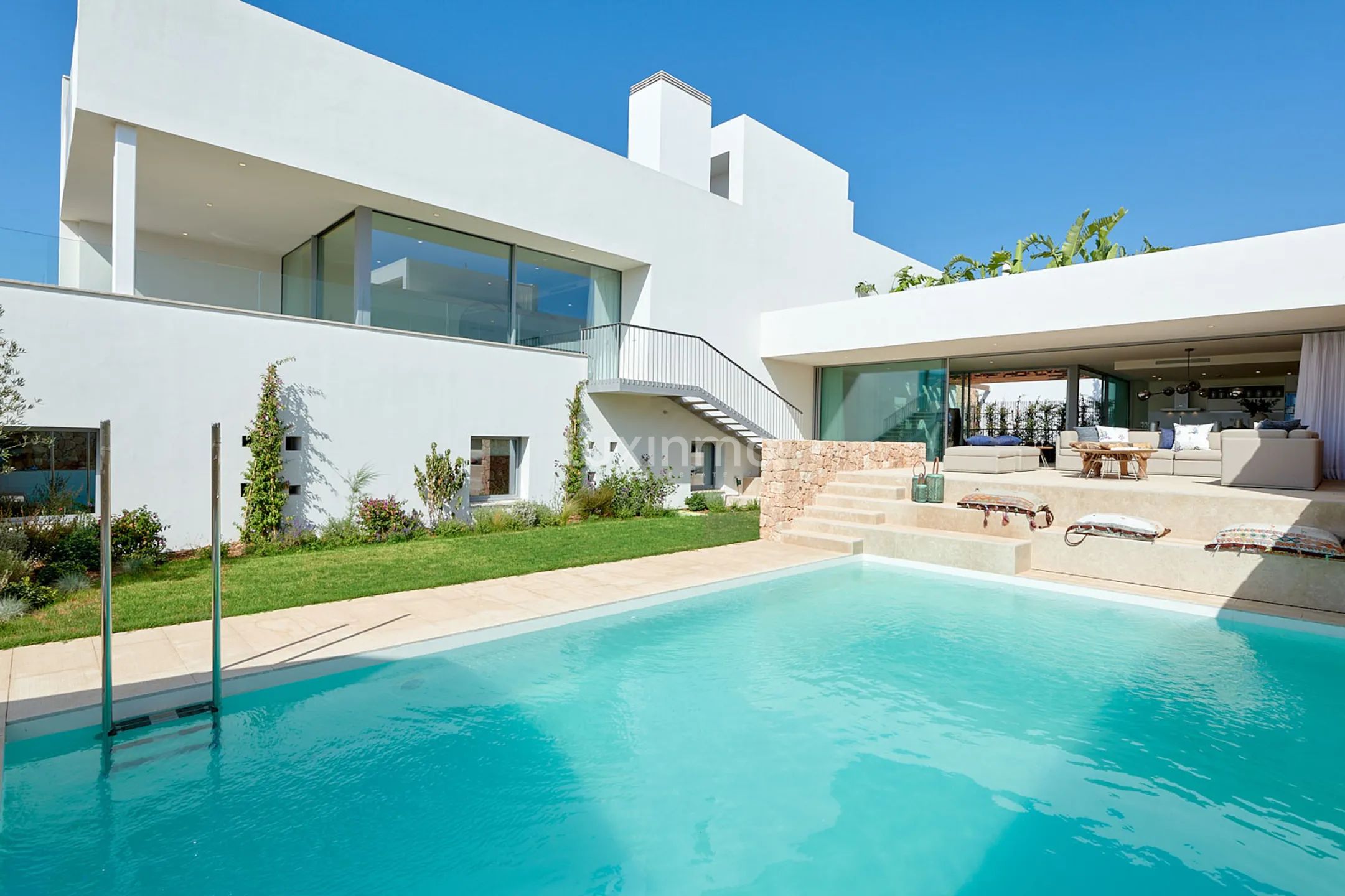 Nowoczesna willa w Cala Comte Ibiza — photo 2