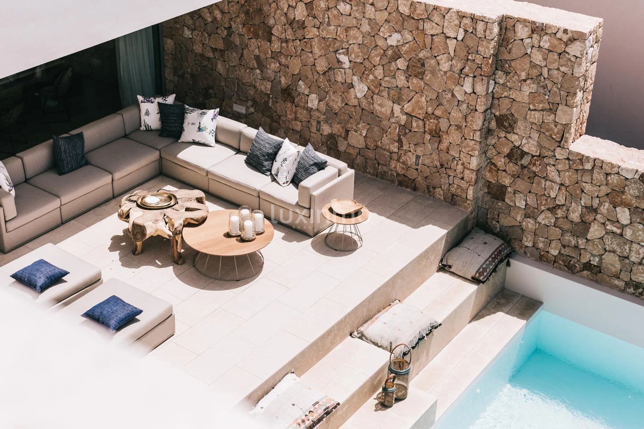 Nowoczesna willa w Cala Comte Ibiza — photo 7