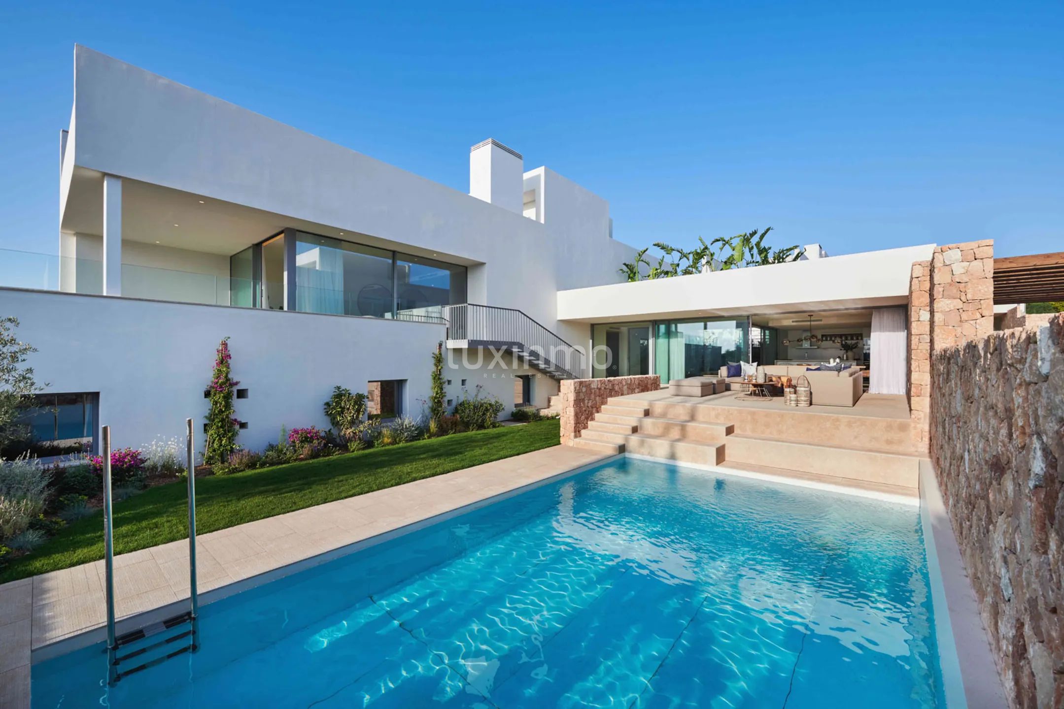 Nowoczesna willa w Cala Comte Ibiza — photo 92