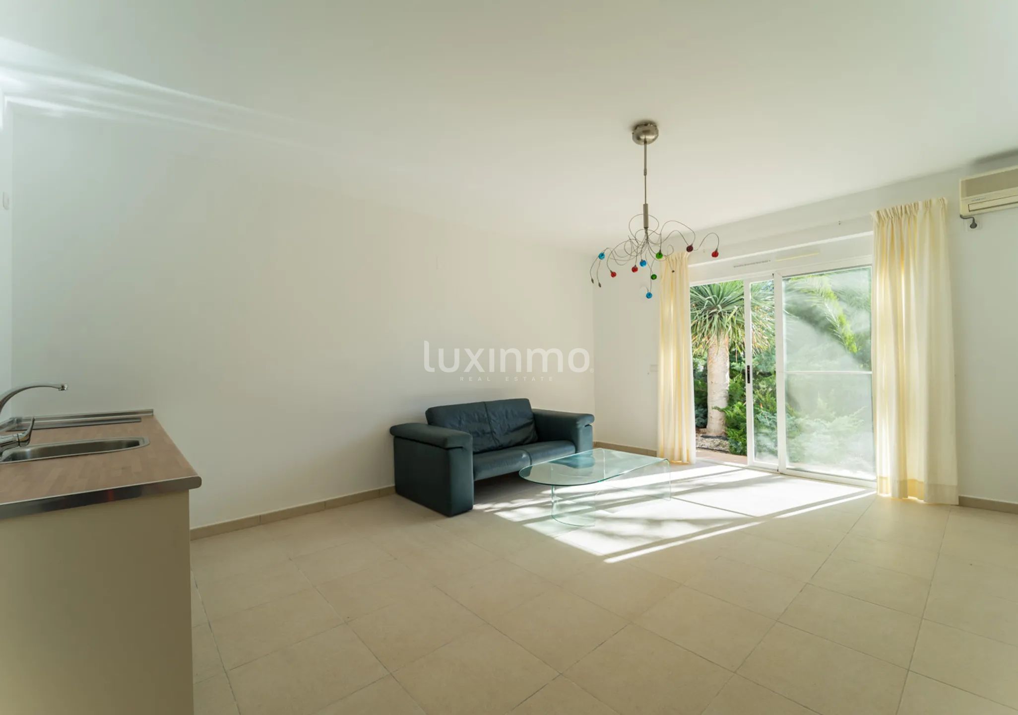 Villa with sea views and a large garden in Altea — photo 40