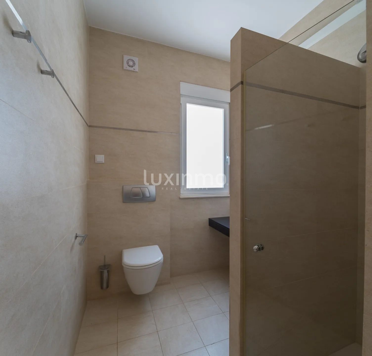 For rent Villa with sea views and a large garden in Altea — photo 33