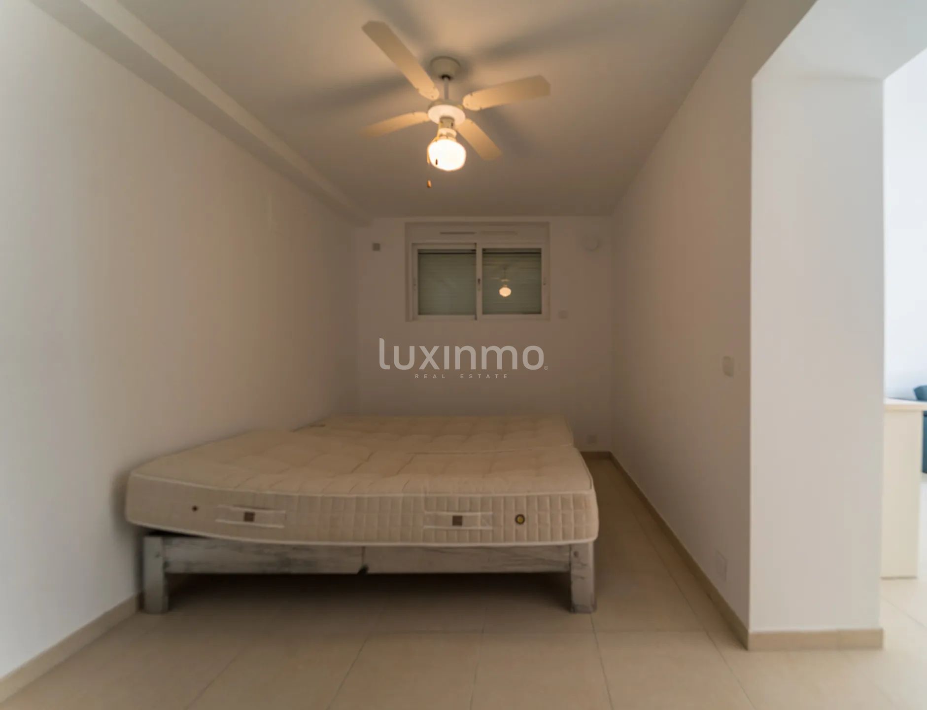 For rent Villa with sea views and a large garden in Altea — photo 41