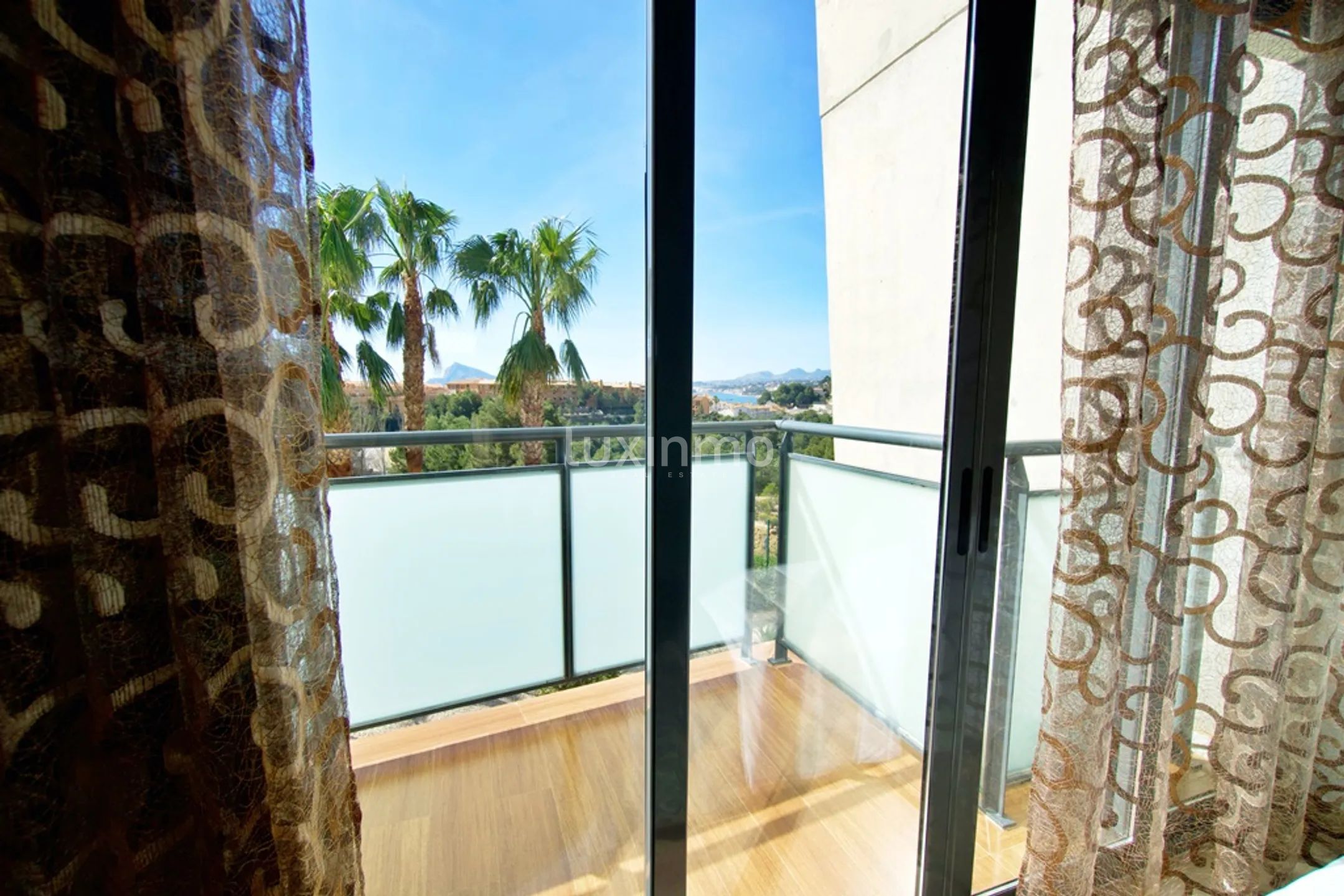Townhouse with solarium and views in Mascarat Altea — photo 20
