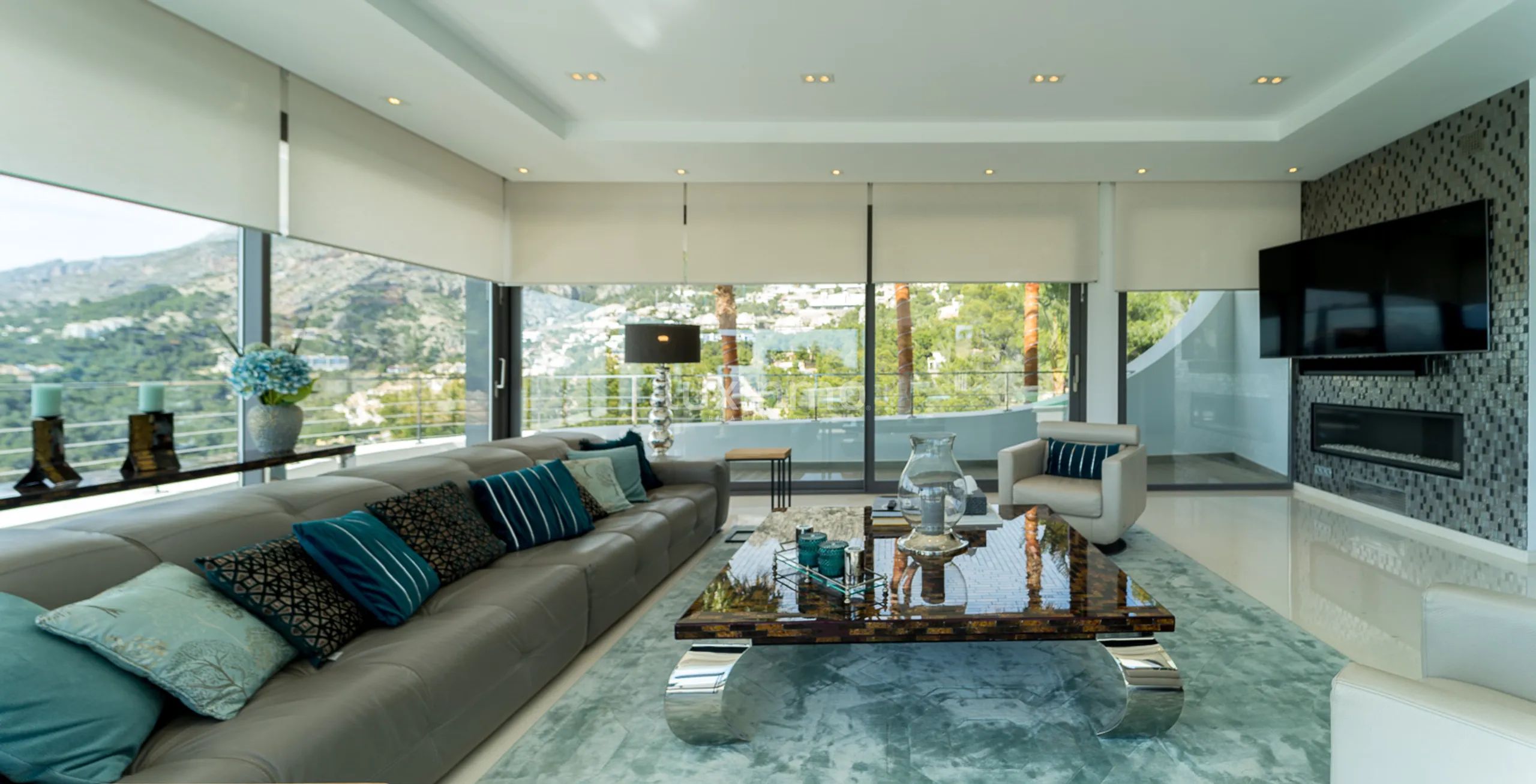 Exklusiv villa i modern stil i eliturbanisering med havsutsikt — photo 17