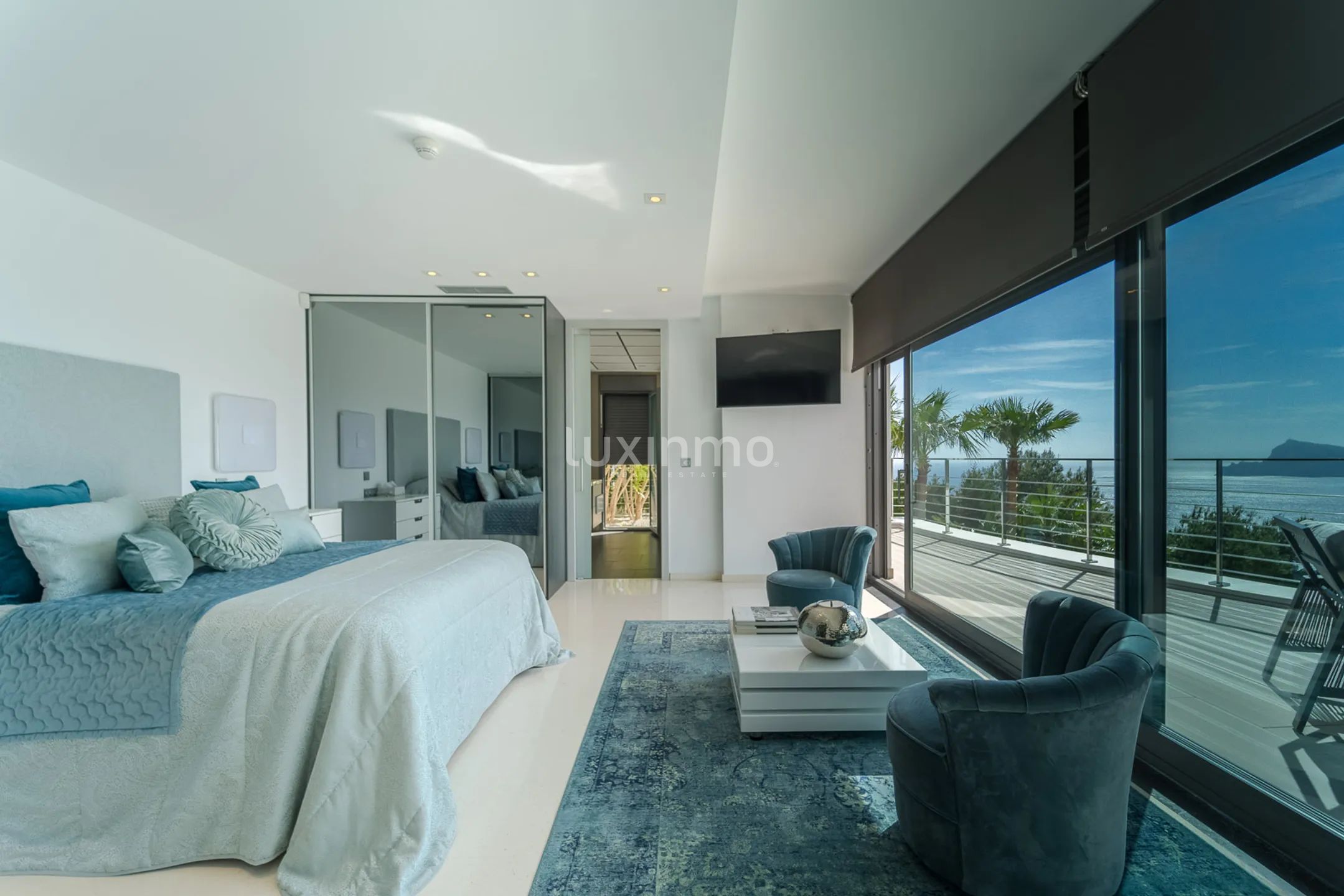 Exklusiv villa i modern stil i eliturbanisering med havsutsikt — photo 30