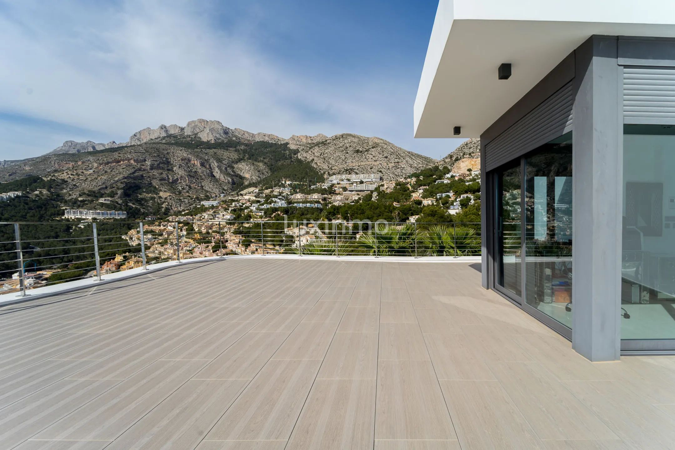 Exklusiv villa i modern stil i eliturbanisering med havsutsikt — photo 41