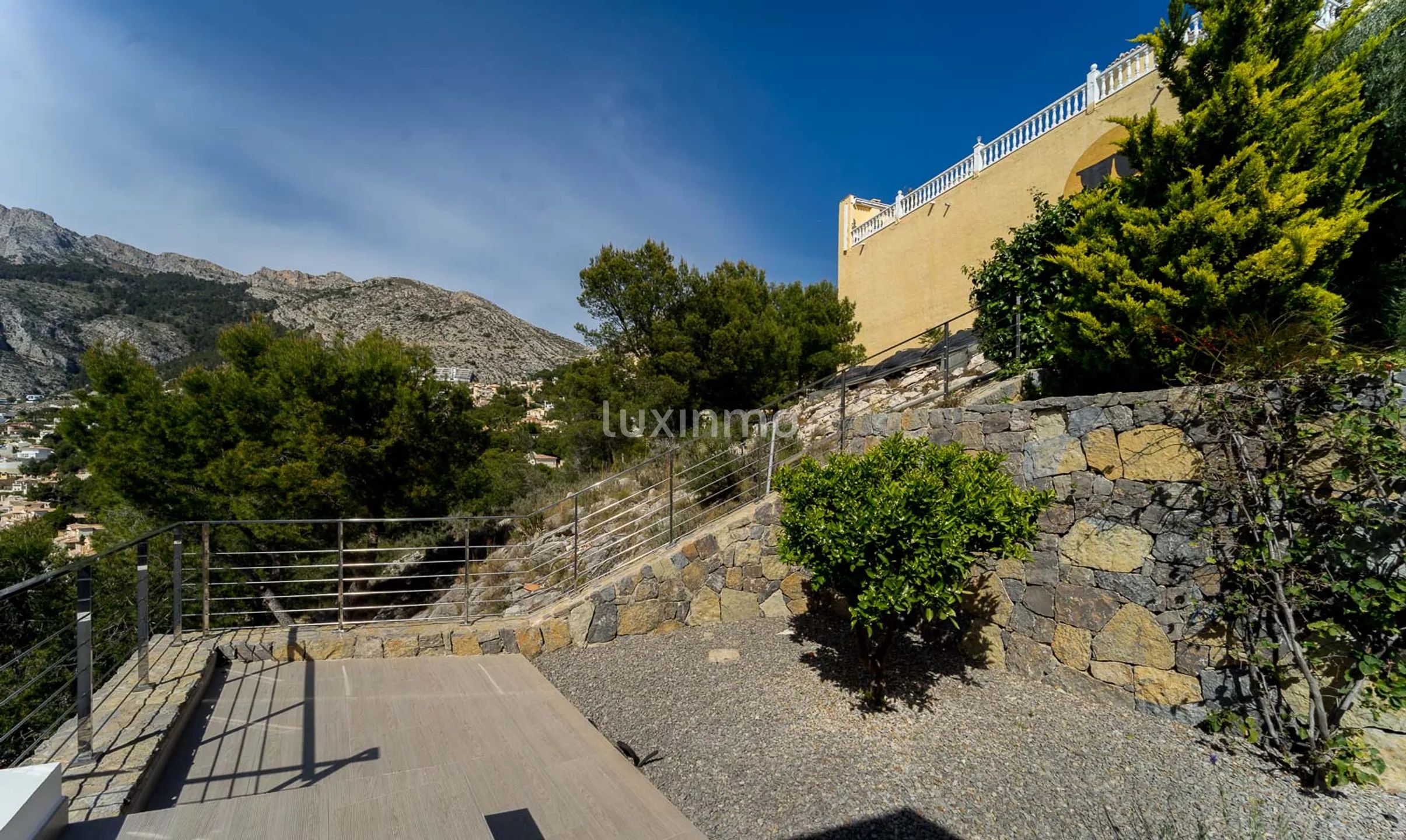 Exklusiv villa i modern stil i eliturbanisering med havsutsikt — photo 46