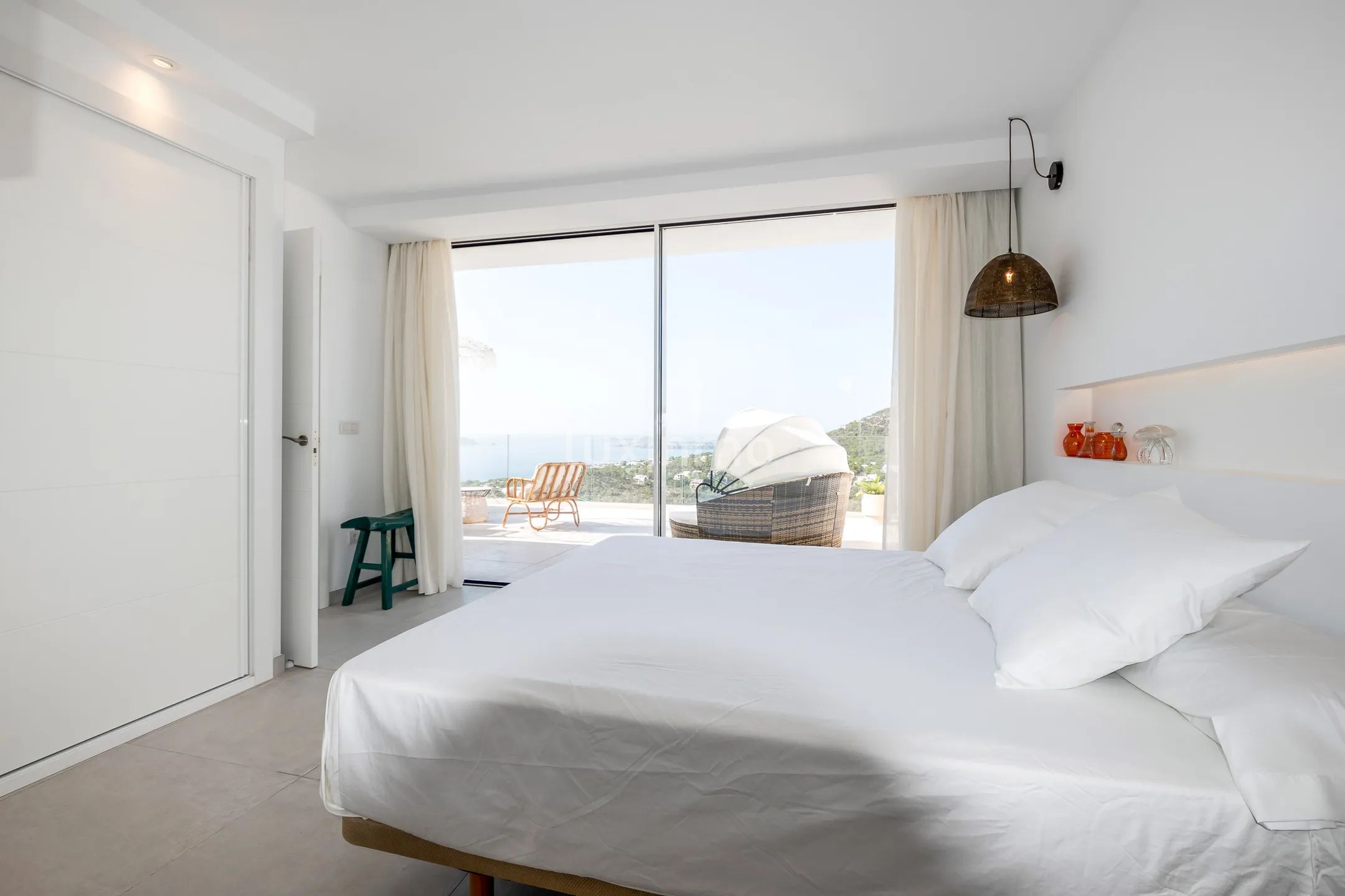 Toppleilighet i to etasjer med havutsikt til salgs i Cala Vadella — photo 24