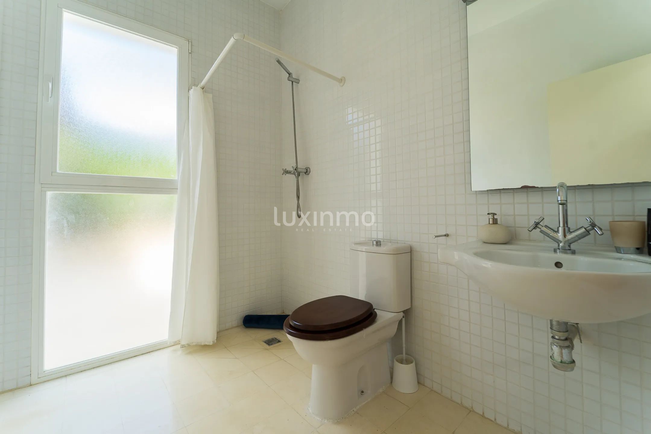Villa att hyra i La Nucia med pool och trädgård — photo 27