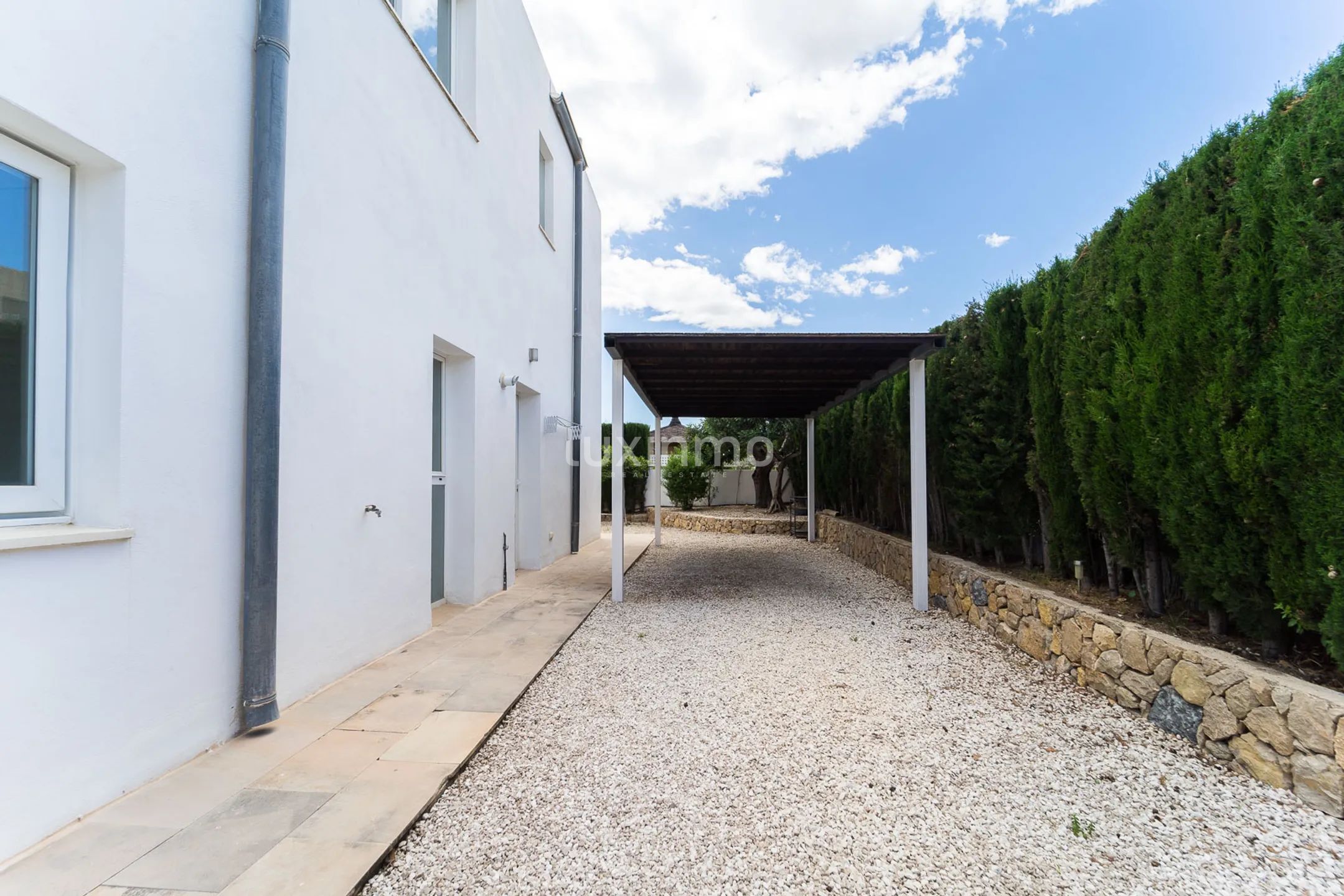 Villa att hyra i La Nucia med pool och trädgård — photo 28