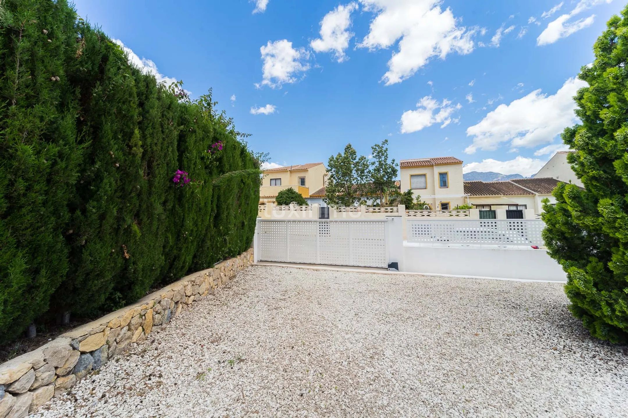 Villa att hyra i La Nucia med pool och trädgård — photo 29