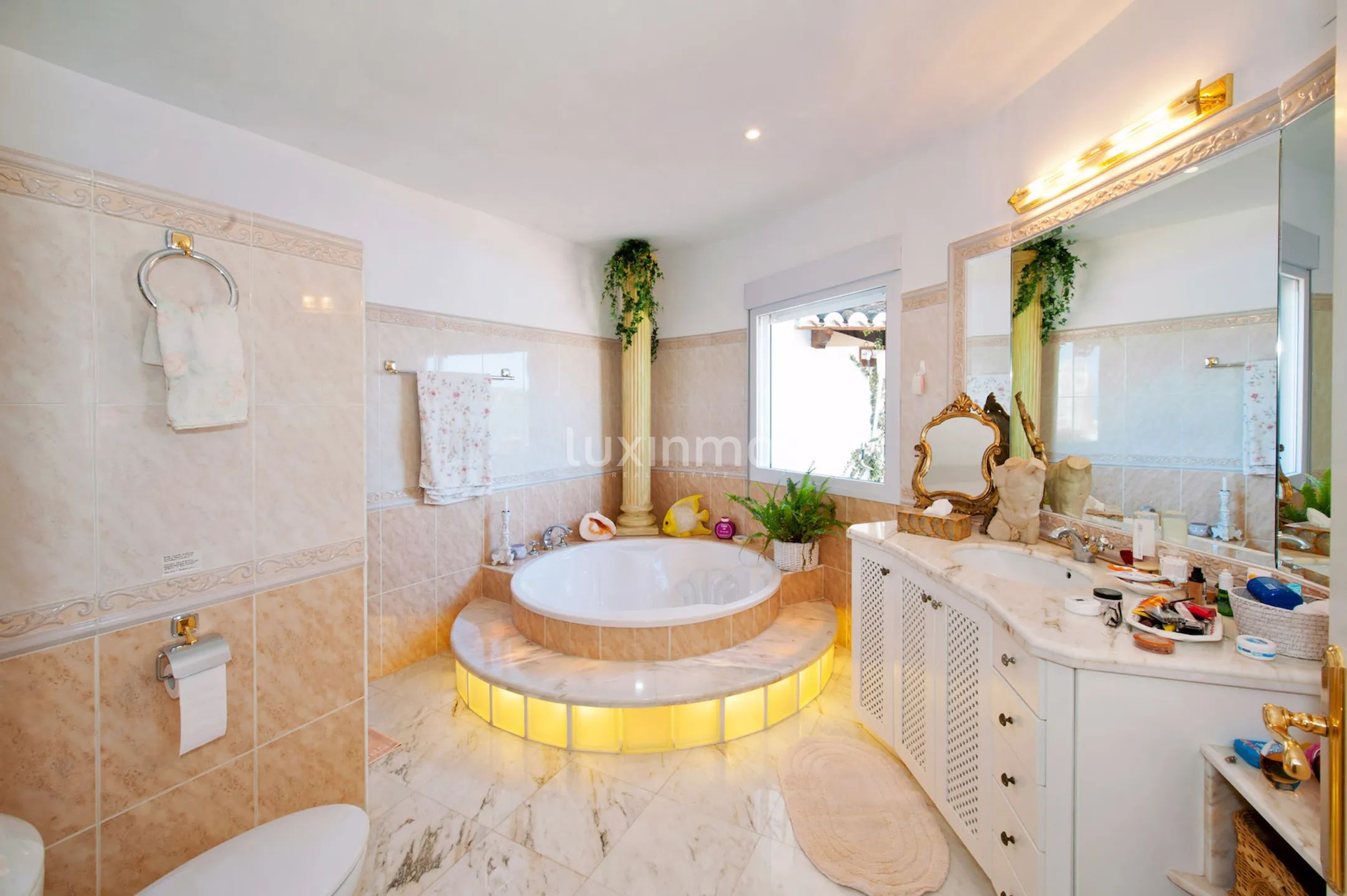 Villa for sale in Cala Ambolo Javea with access to the beach — photo 38