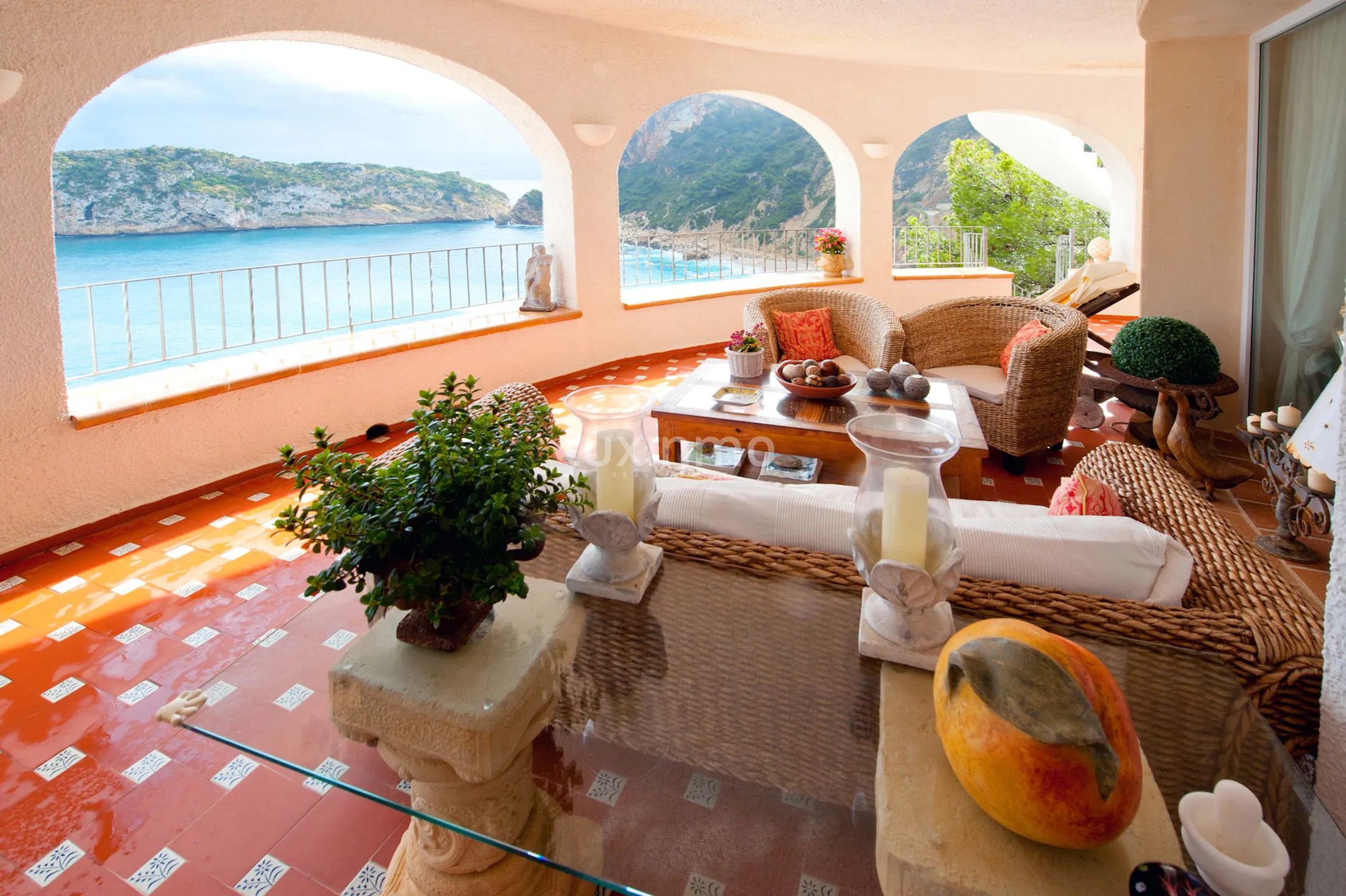 Villa for sale in Cala Ambolo Javea with access to the beach — photo 47