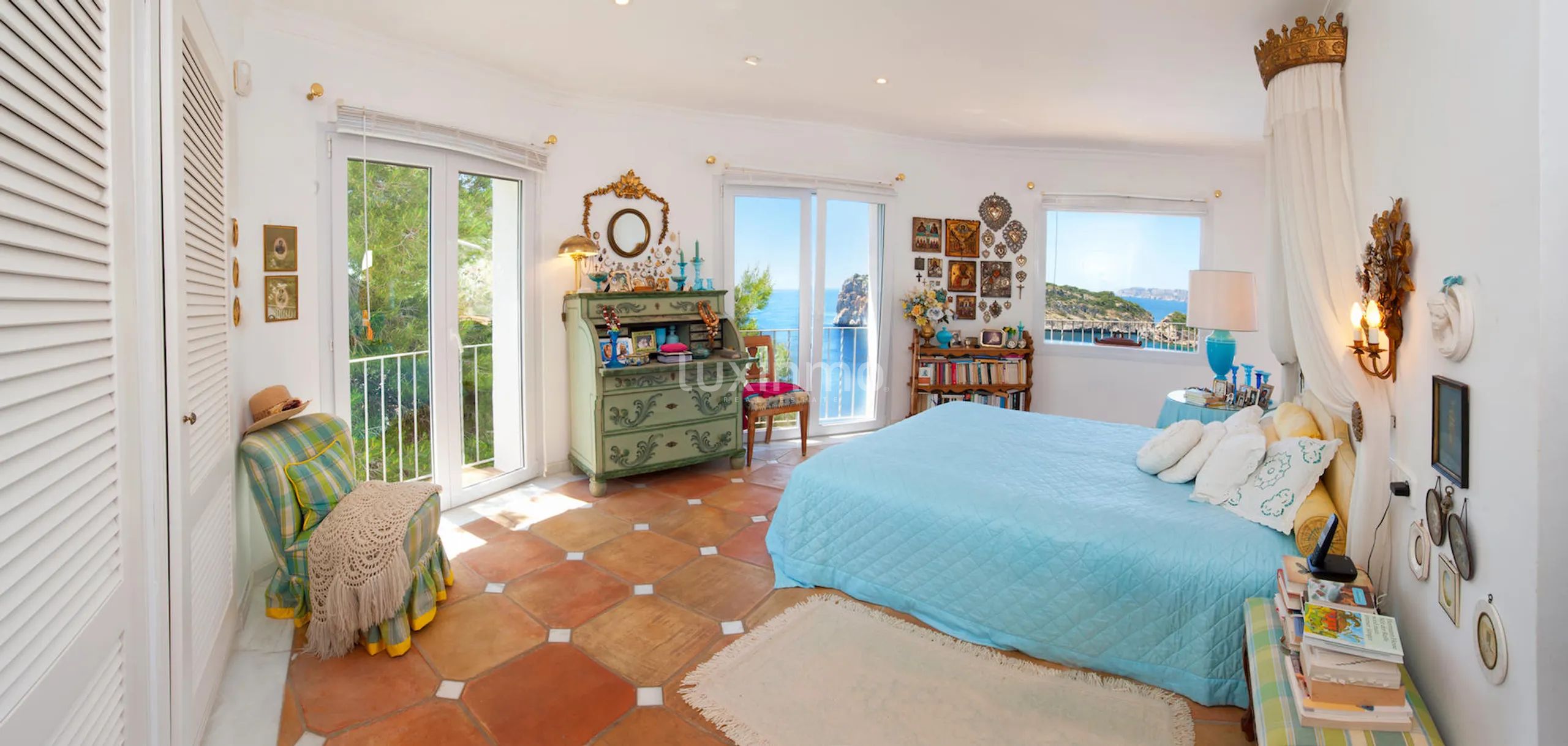 Villa for sale in Cala Ambolo Javea with access to the beach — photo 49