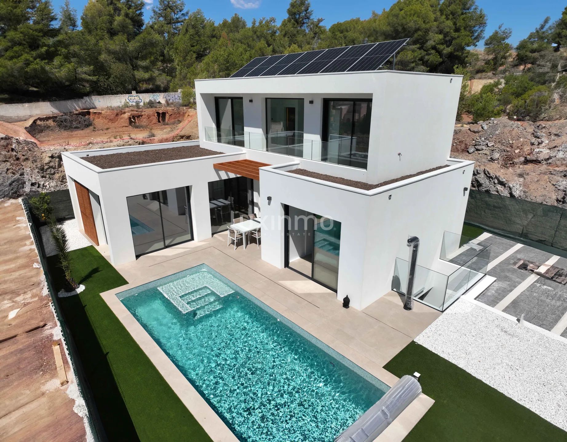 Stunning Modern Villa in Alfáz Del Pí with Private Pool and Luxurious Amenities — photo 25