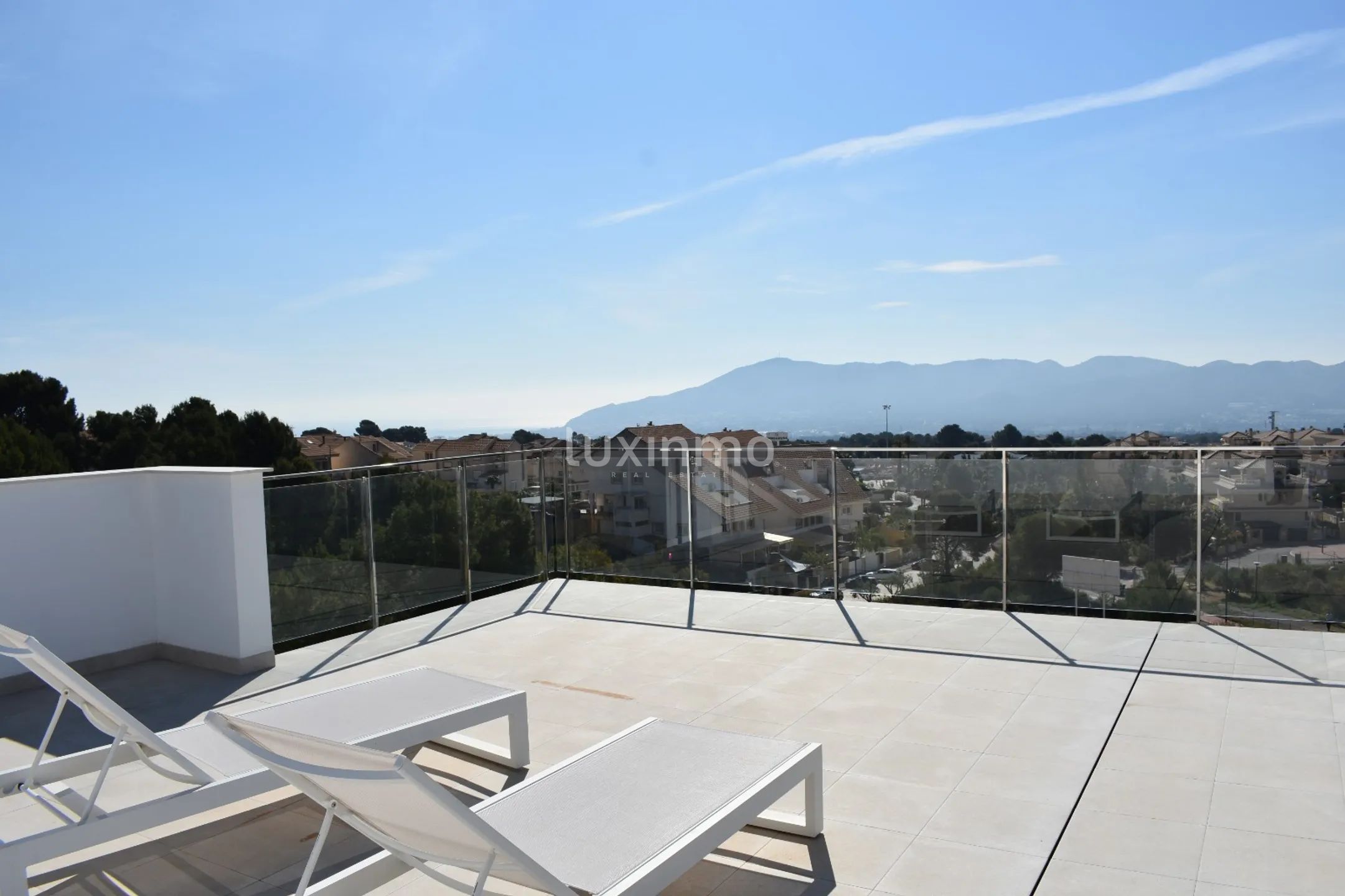 Modern Townhouse in Coloma — photo 29